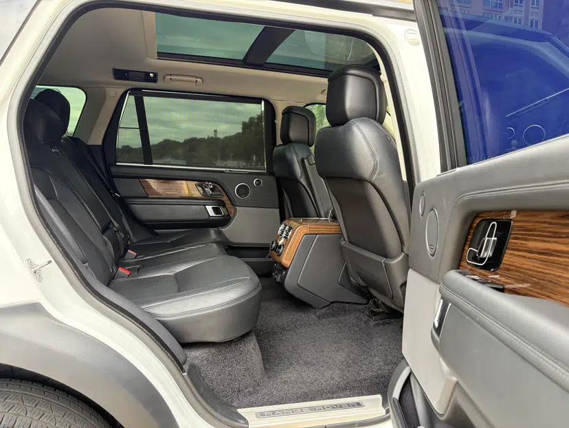Land Rover Range 2018 3.0 SC V6 Vogue SE Long-Wheelbase Edition — миниатюра 21