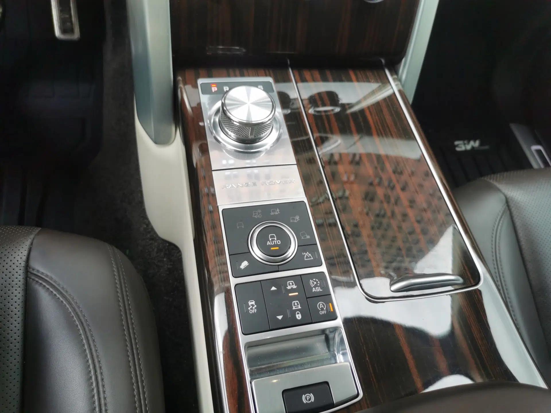 Land Rover Range  — миниатюра 15
