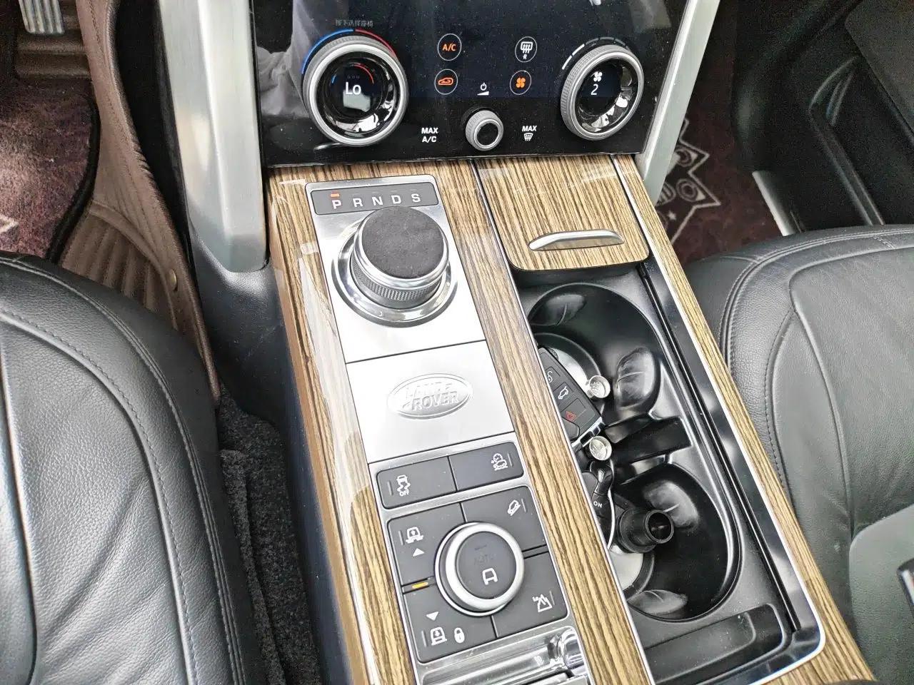 Land Rover Range  — миниатюра 15
