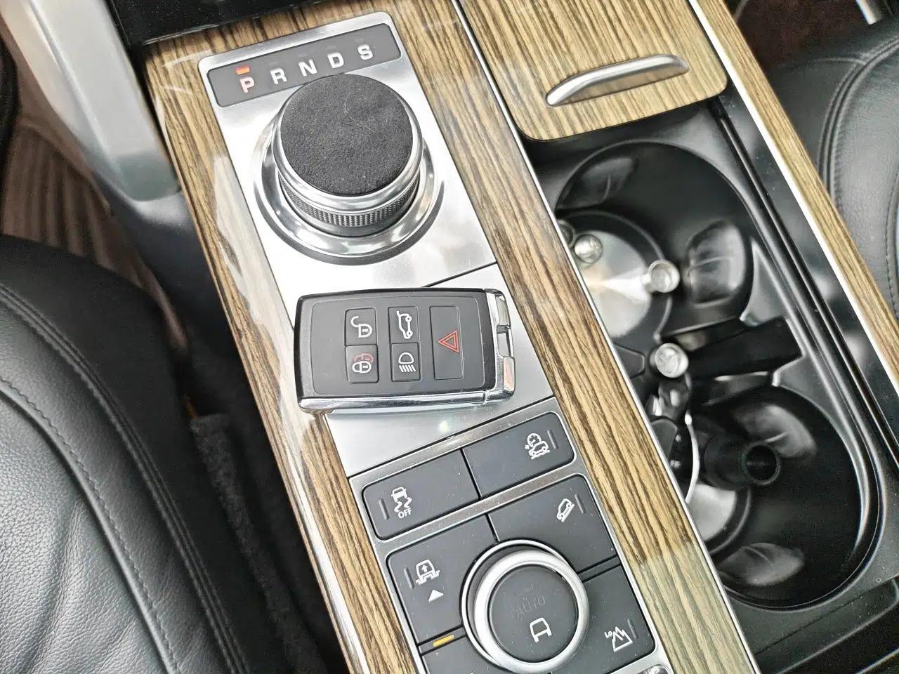 Land Rover Range  — миниатюра 9