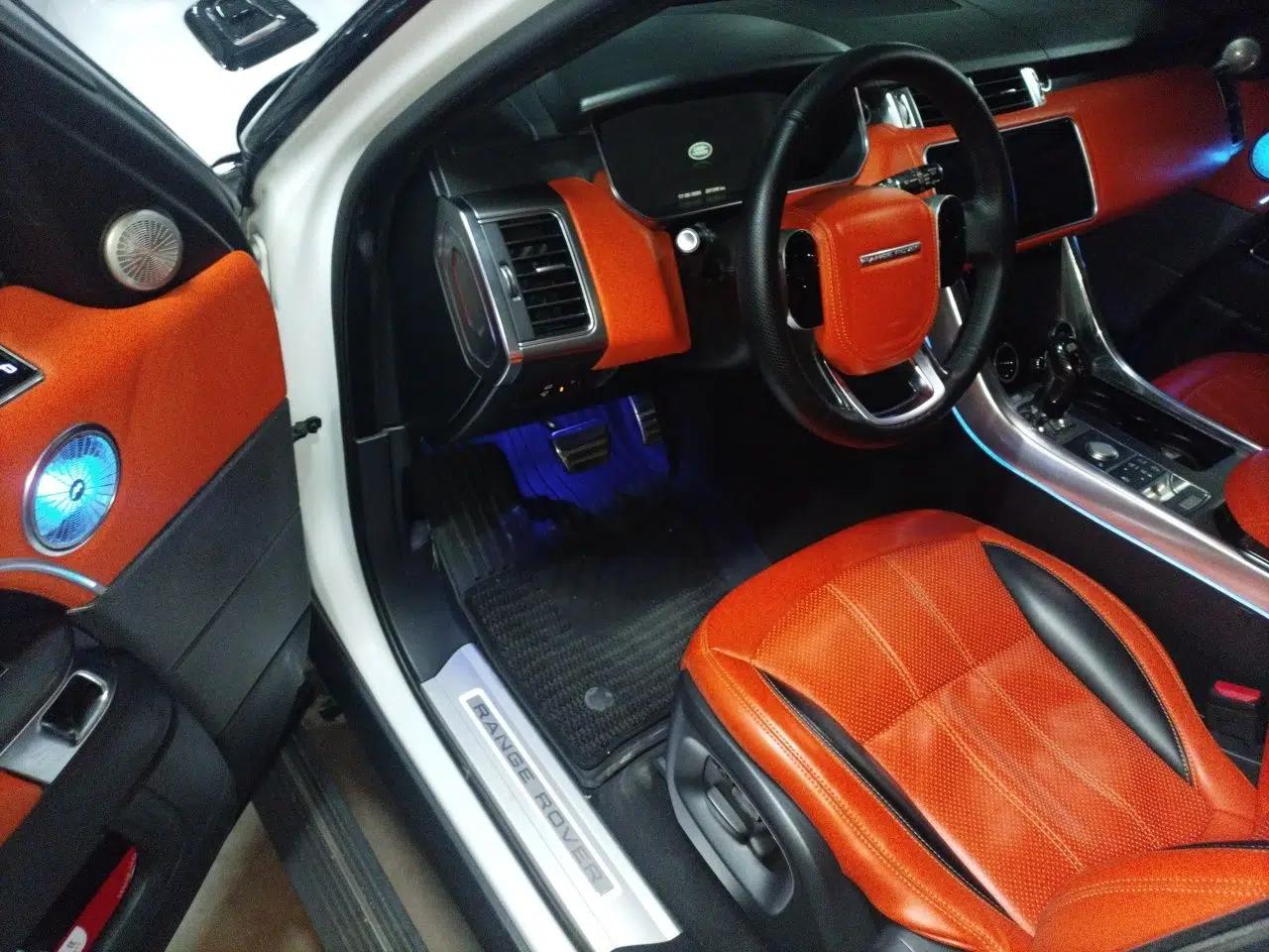 Land Rover Range Sport 2015 3.0 SDV6 HSE DYNAMIC — миниатюра 17