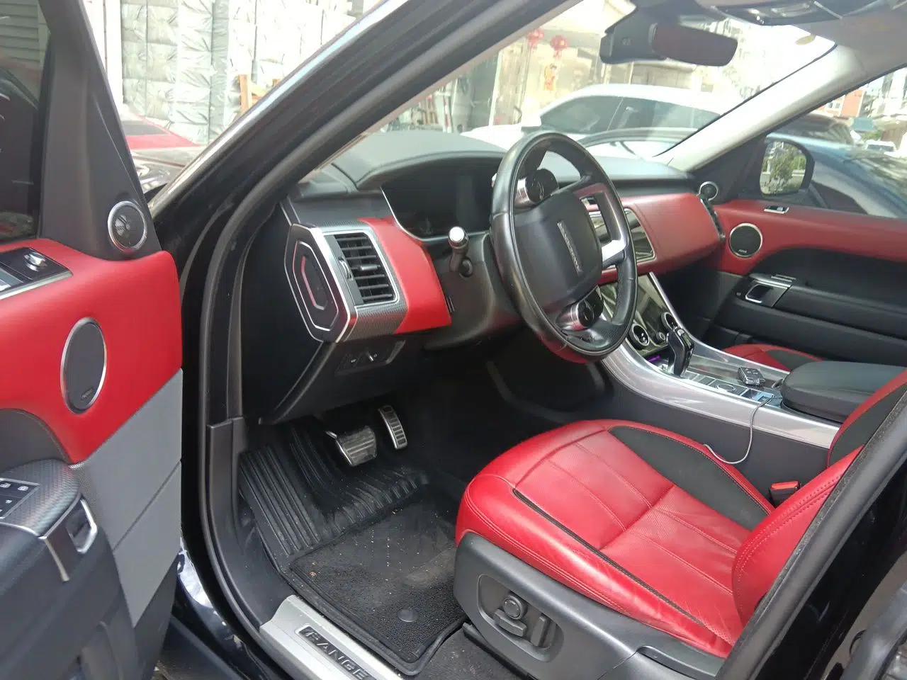 Land Rover Range Sport 2021 3.0 L6 YAO Black Edition — миниатюра 17