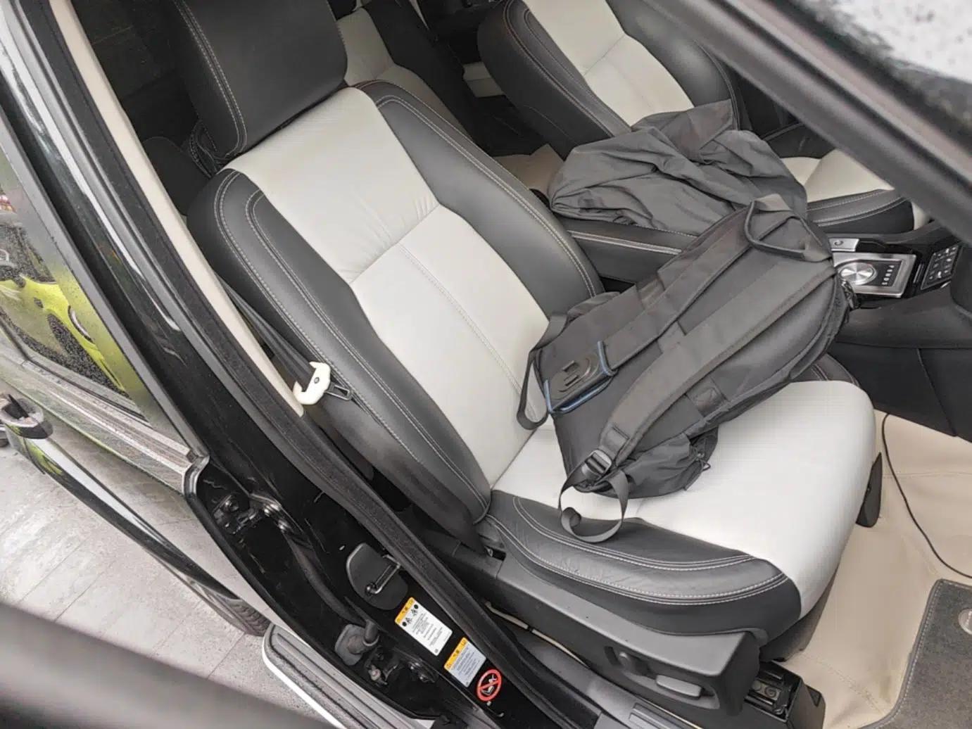 Land Rover Discovery 2014 3.0 SC V6 XXV Edition — миниатюра 23