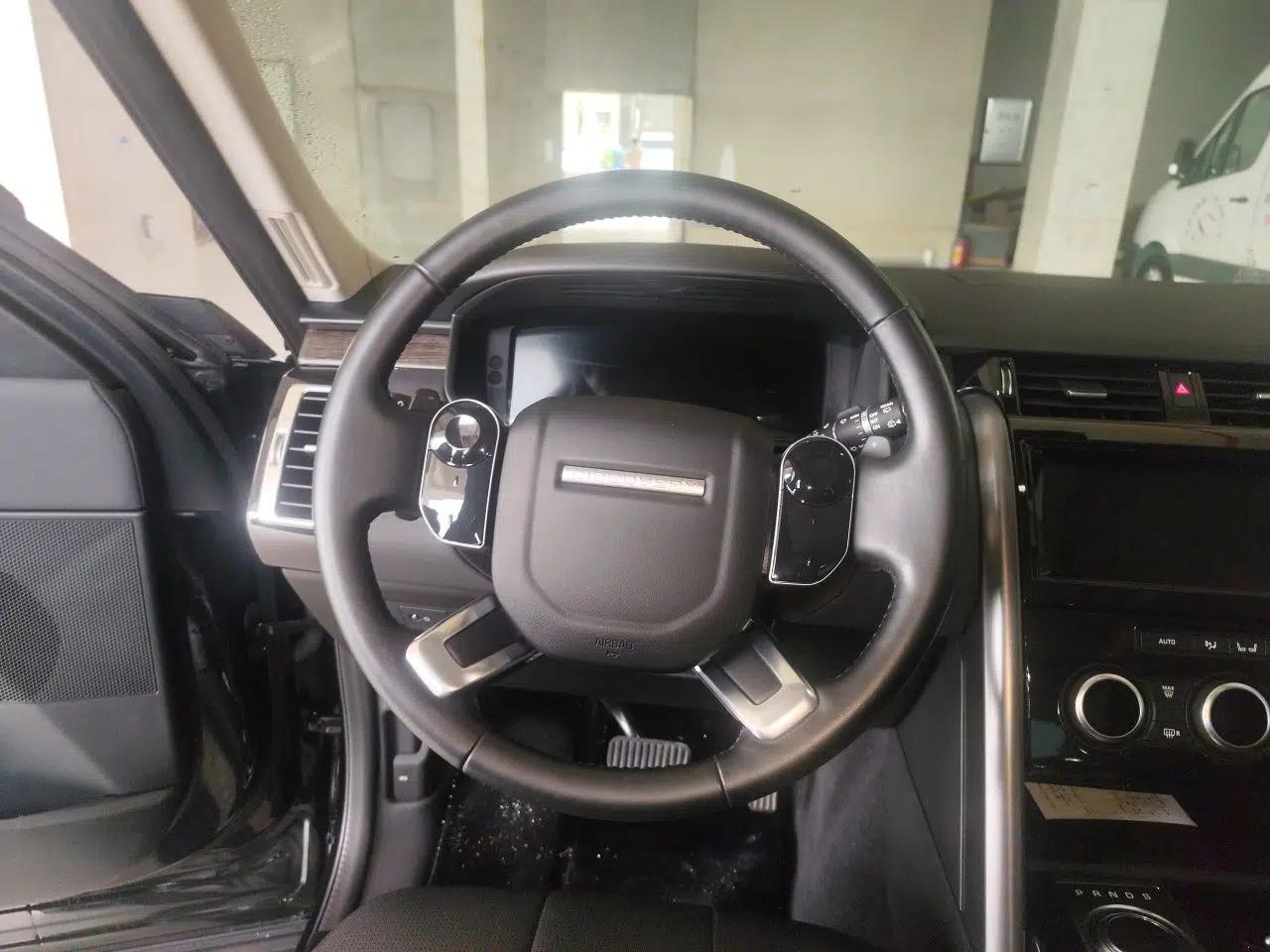 Land Rover Discovery 2020 2.0T 30th Anniversary Special Edition — миниатюра 11