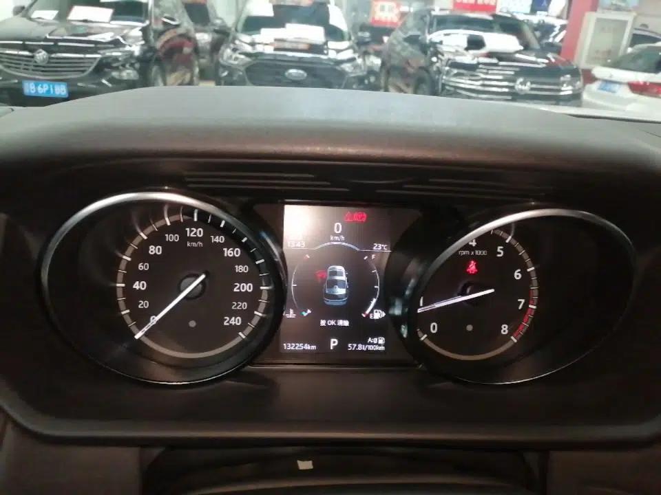 Land Rover Discovery 2019 3.0 SC V6 SE — миниатюра 15