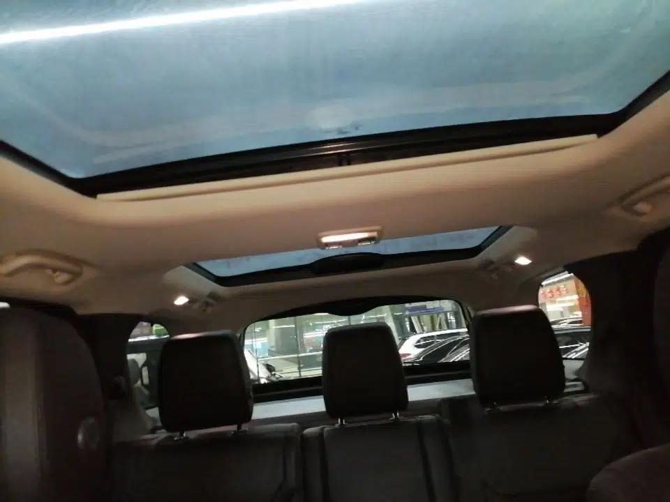 Land Rover Discovery 2019 3.0 SC V6 SE — миниатюра 21