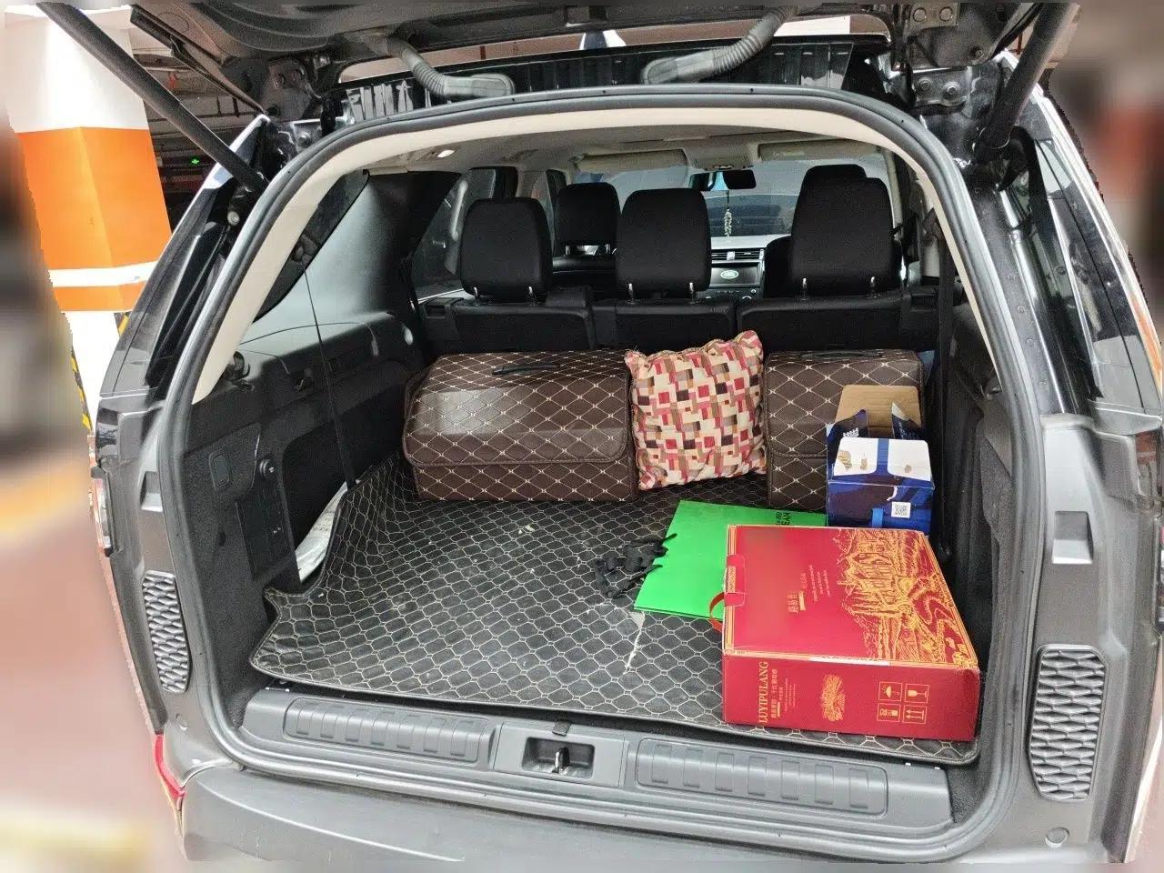 Land Rover Discovery 2018 2.0T SE — миниатюра 20