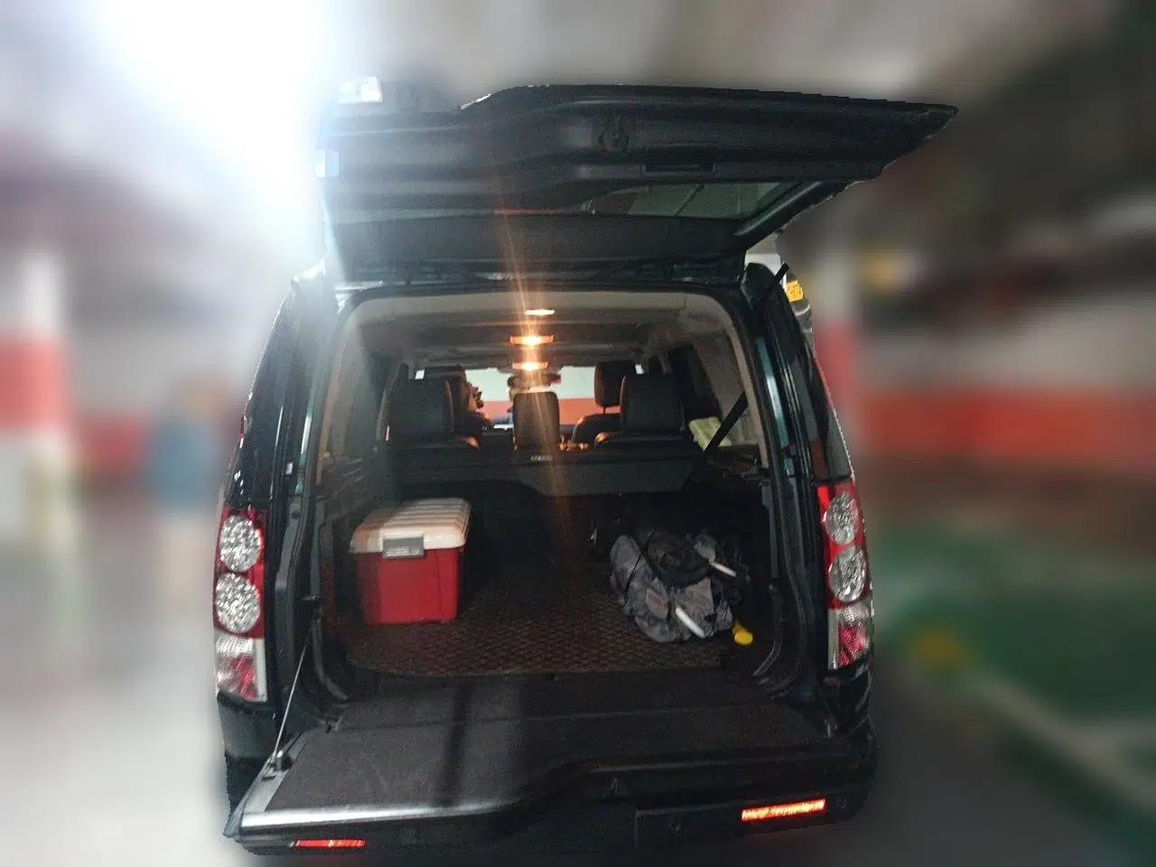 Land Rover Discovery 2013 3.0 SDV6 Prestige Black Limited Edition — миниатюра 20
