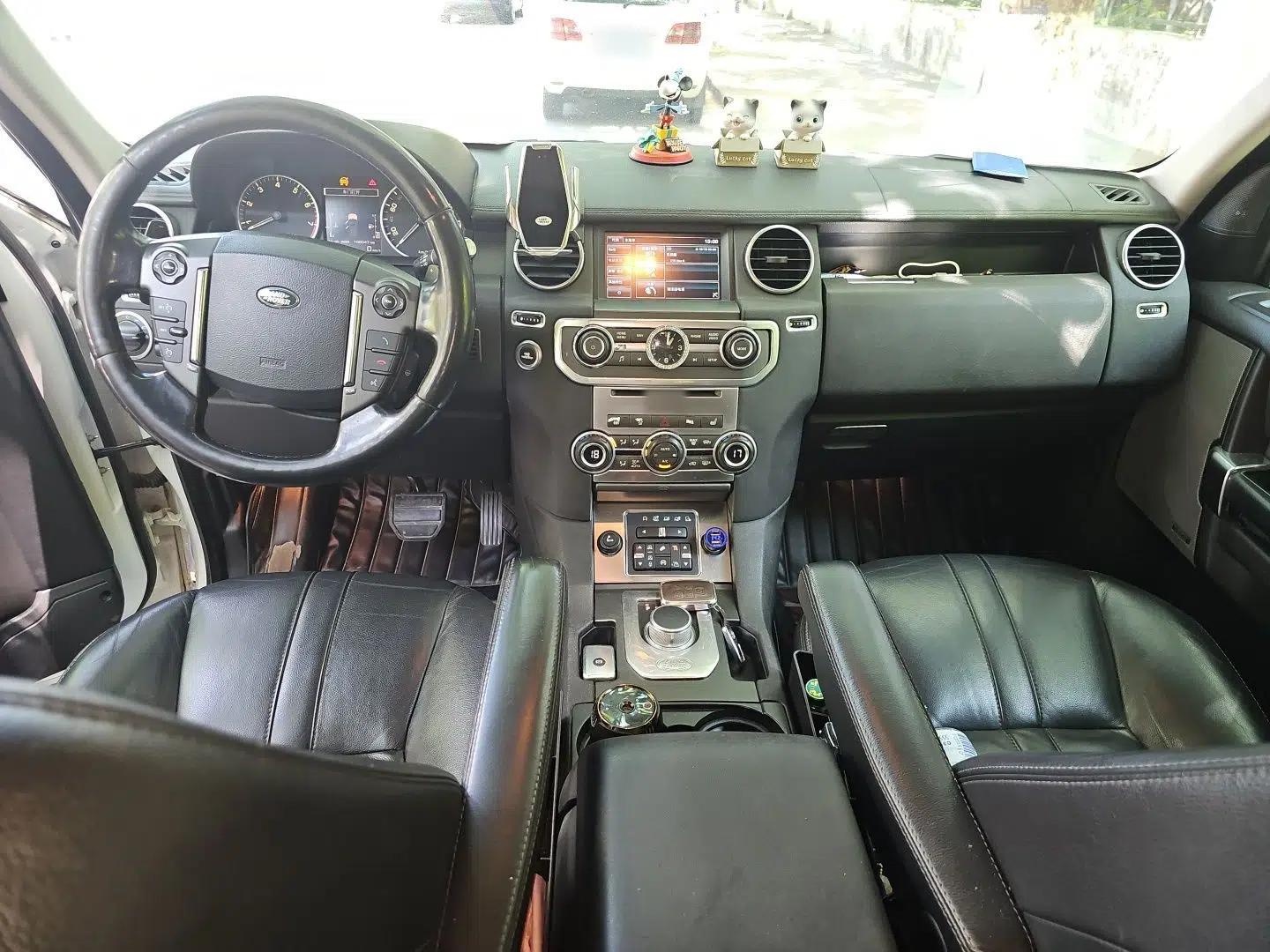 Land Rover Discovery 2015 3.0 SC V6 HSE — миниатюра 10