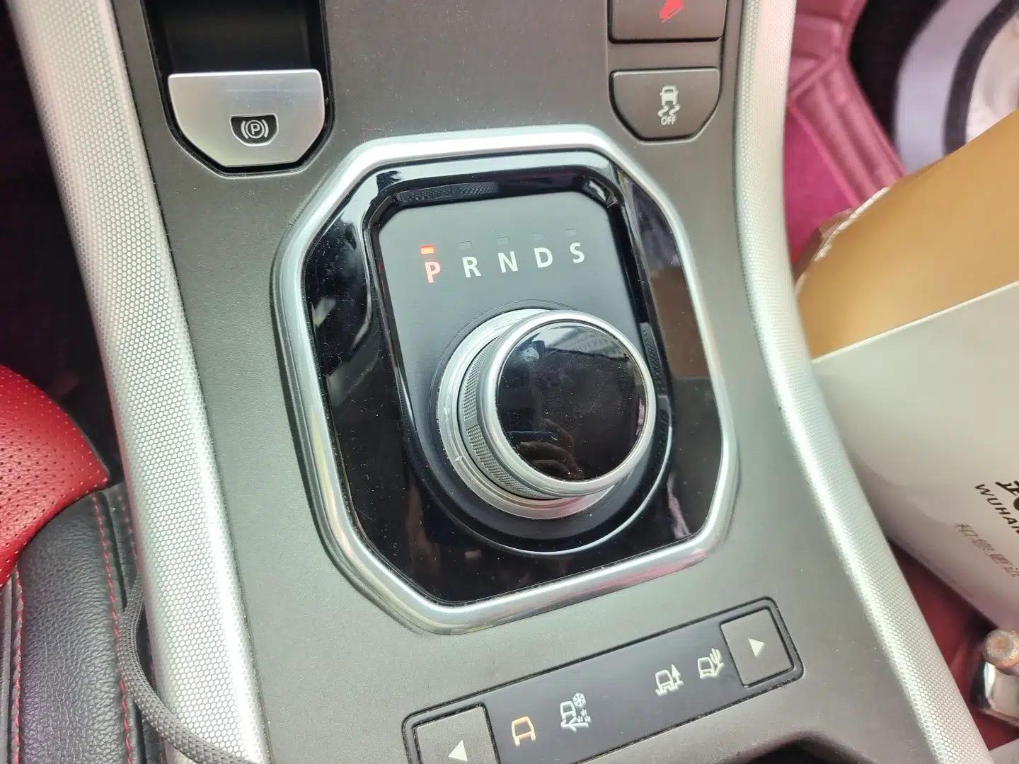 Land Rover Range Evoque 2013 2.0T 5-Door Ignite Edition — миниатюра 15