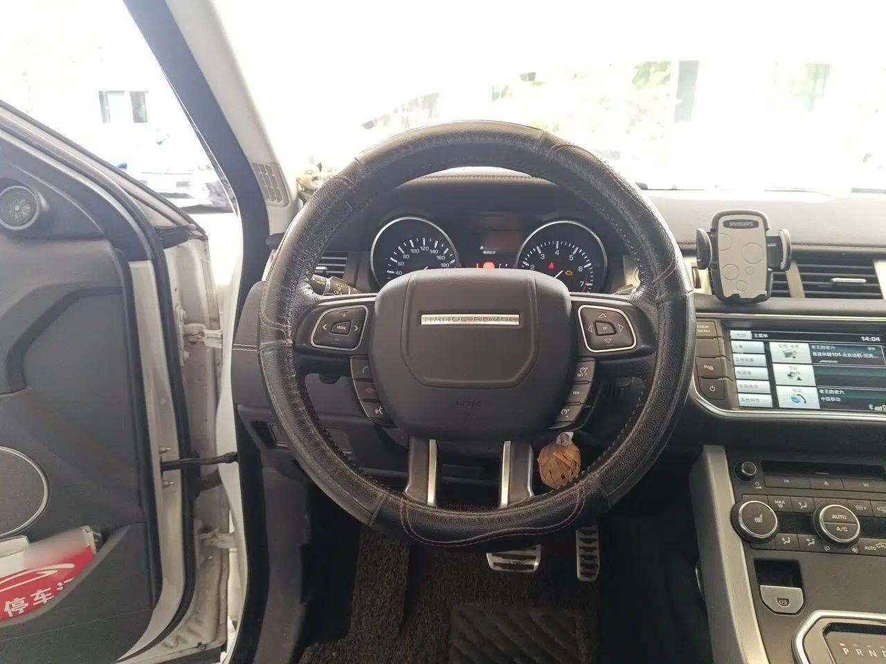 Land Rover Range Evoque 2015 2.0T Five-Door Sporty Edition — миниатюра 11