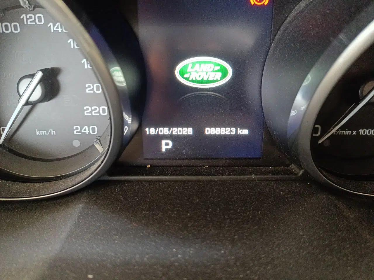 Land Rover Range Evoque 2015 2.0T Five-Door Sporty Edition — миниатюра 13