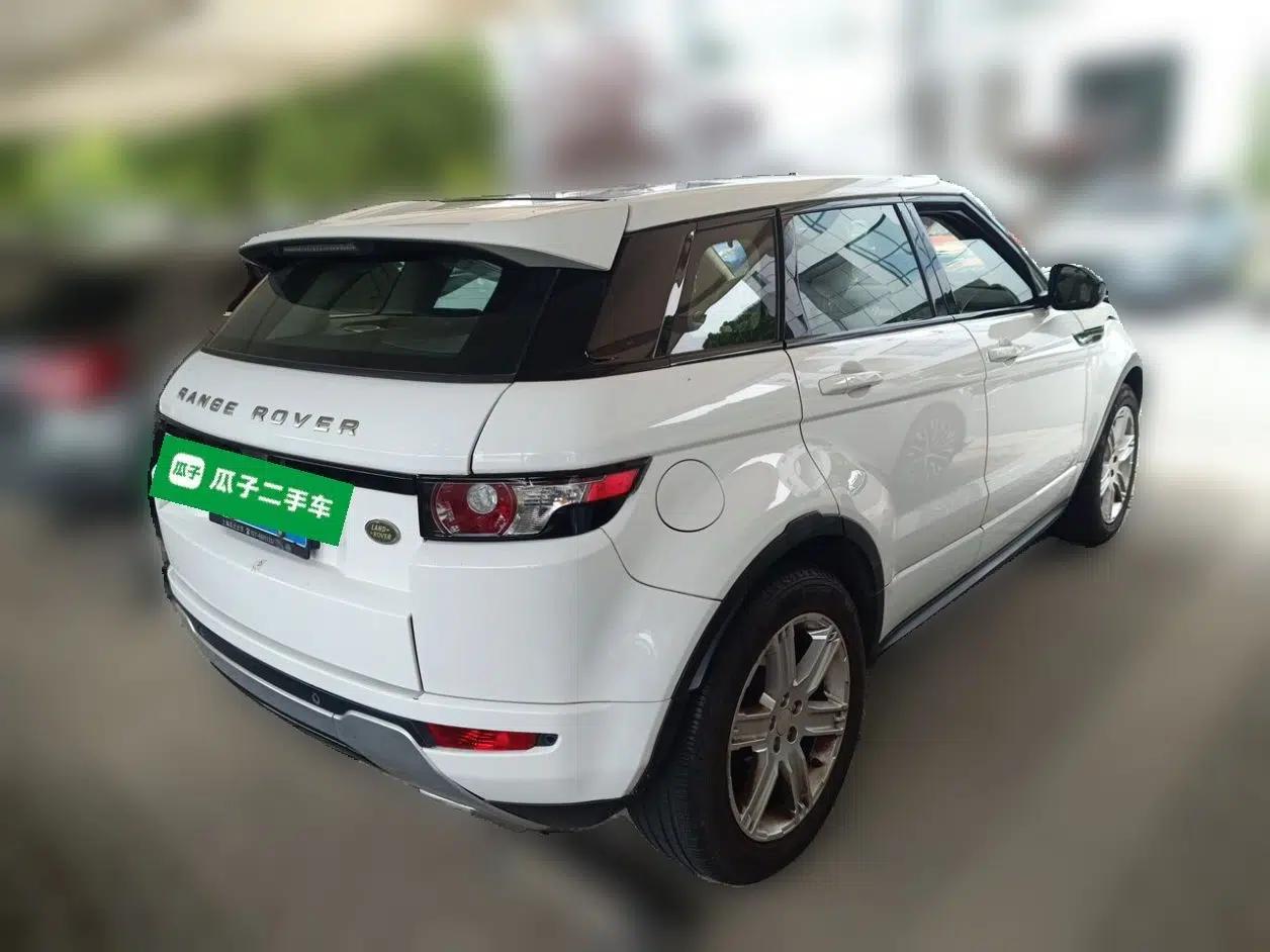 Land Rover Range Evoque 2015 2.0T Five-Door Sporty Edition — миниатюра 6