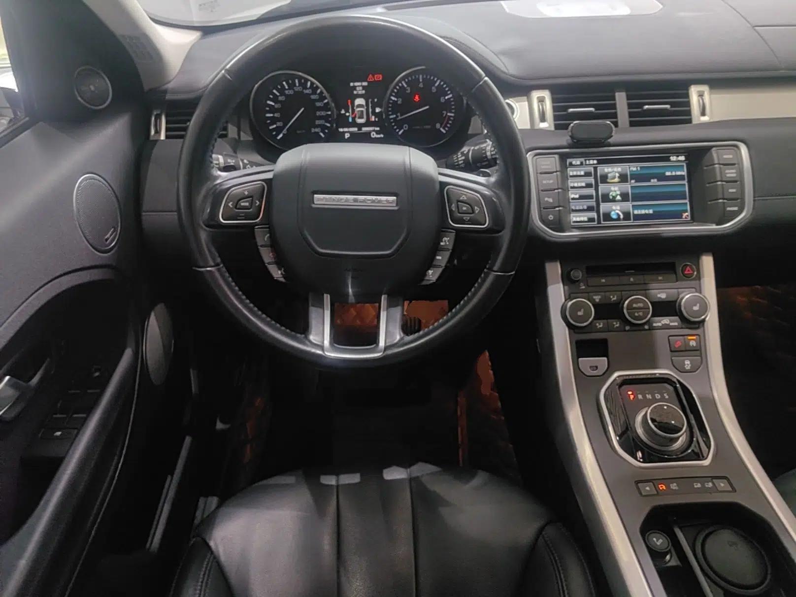 Land Rover Range Evoque 2015 2.0T Five-Door Zhiyao Edition — миниатюра 16