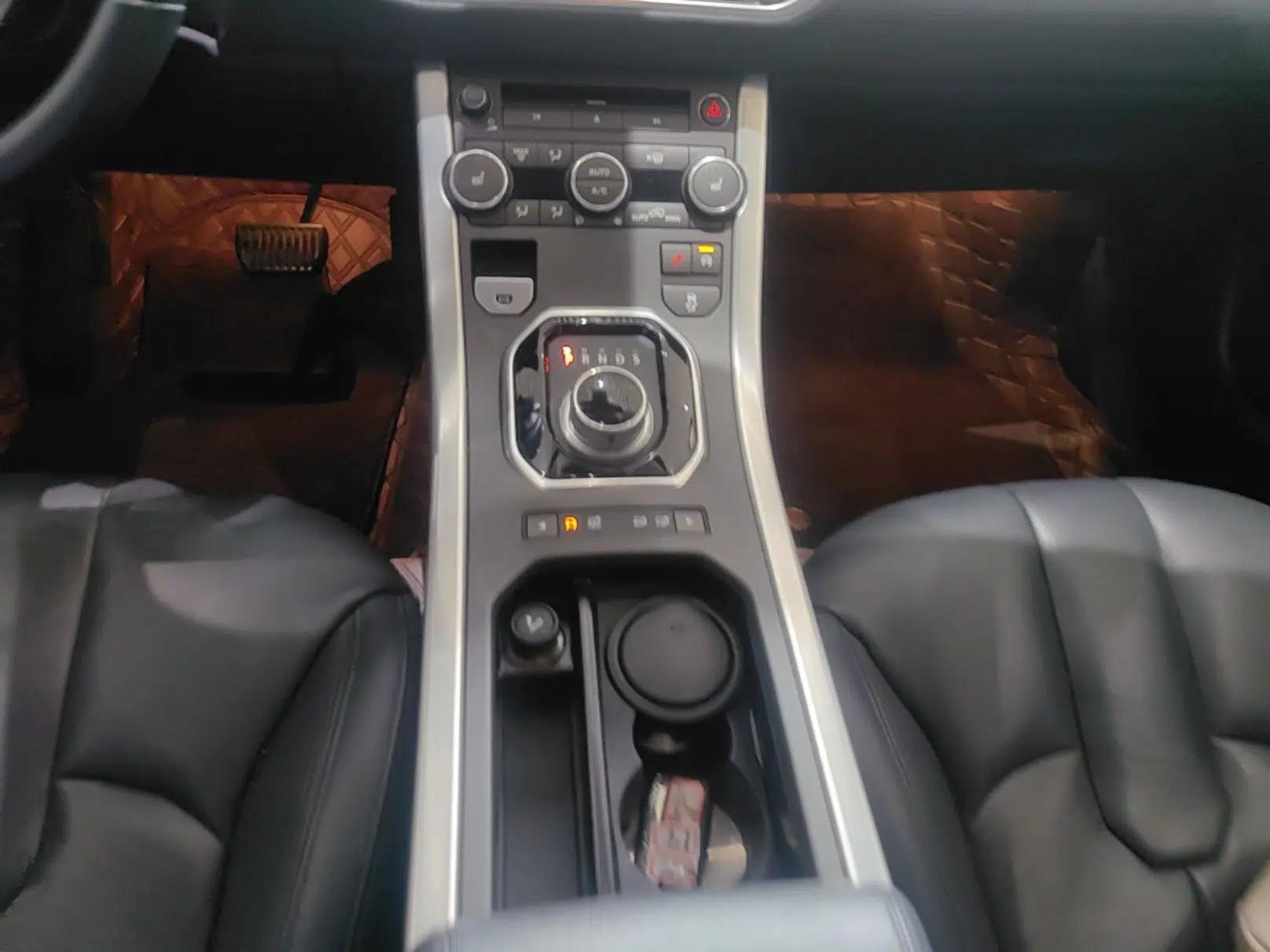 Land Rover Range Evoque 2015 2.0T Five-Door Zhiyao Edition — миниатюра 19