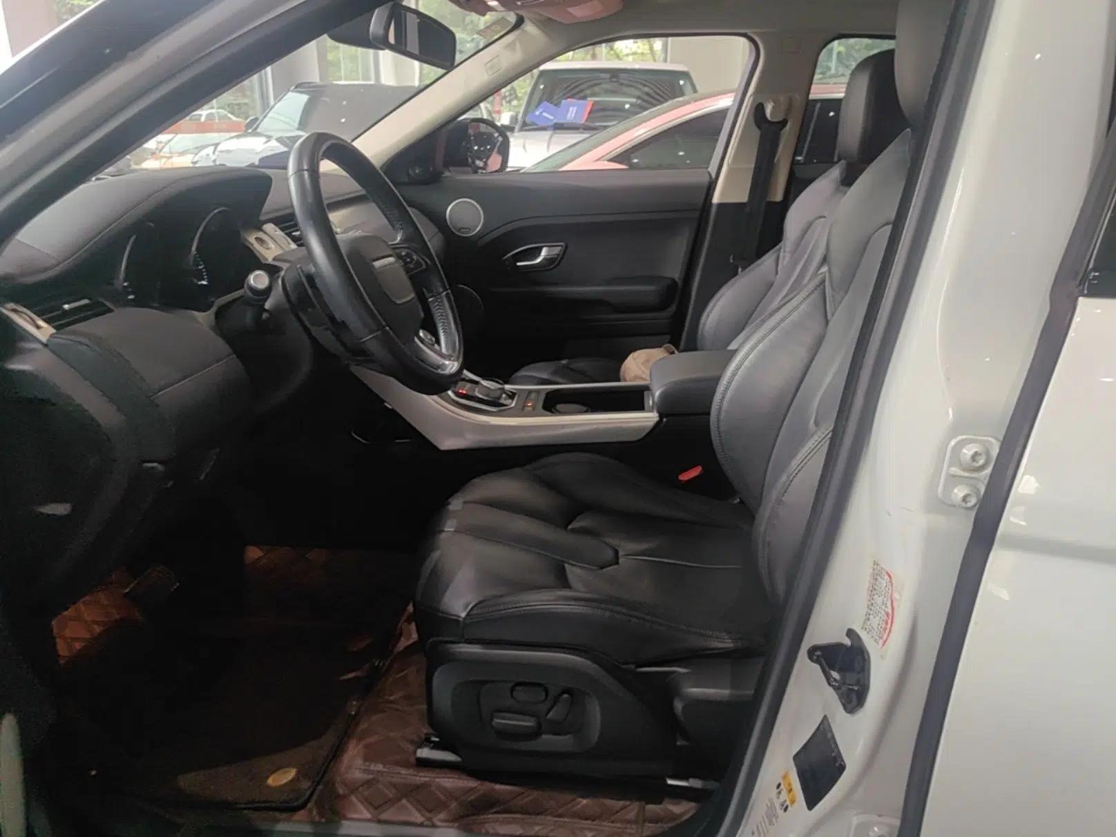 Land Rover Range Evoque 2015 2.0T Five-Door Zhiyao Edition — миниатюра 20
