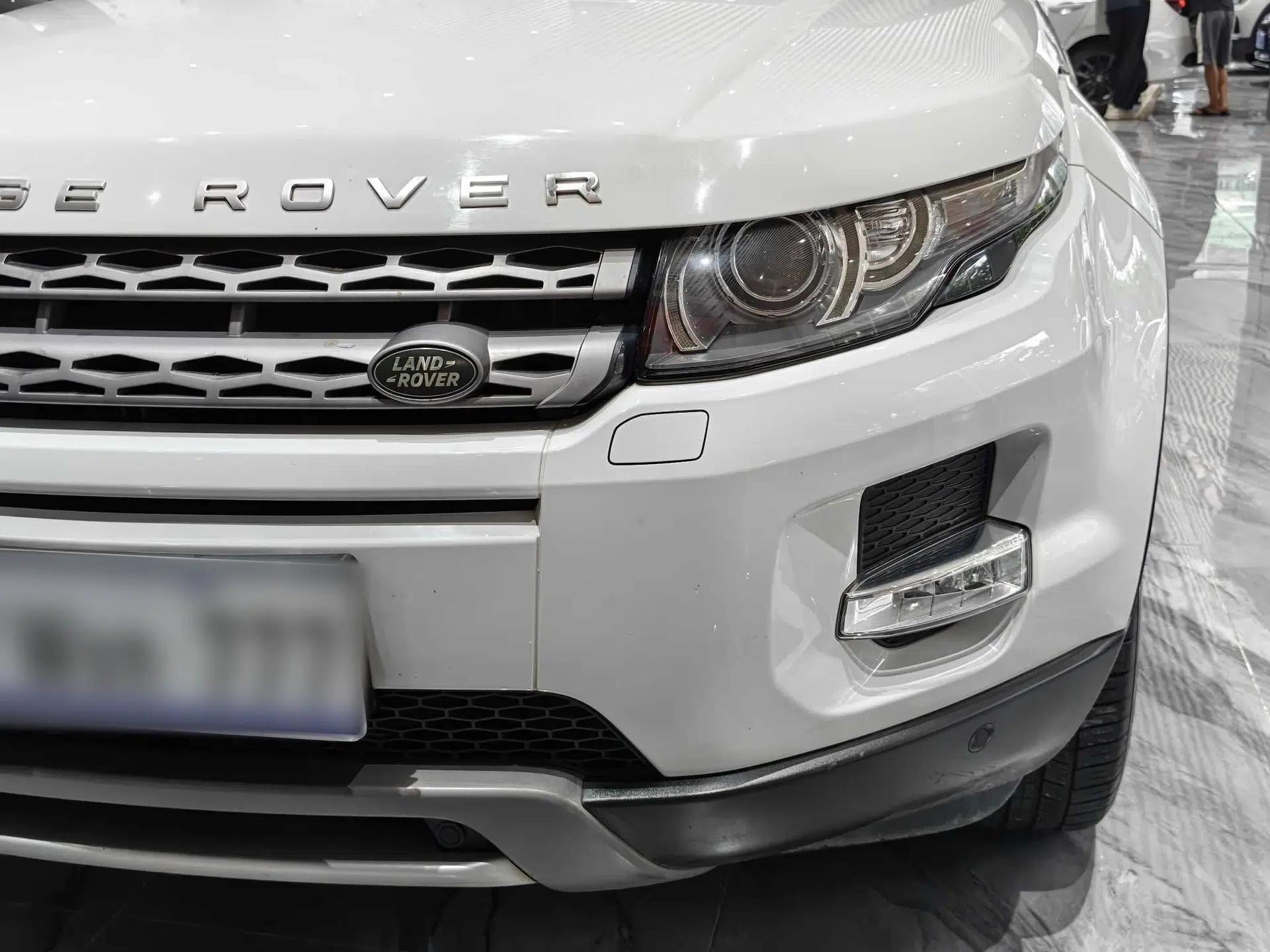 Land Rover Range Evoque 2015 2.0T Five-Door Zhiyao Edition — миниатюра 7