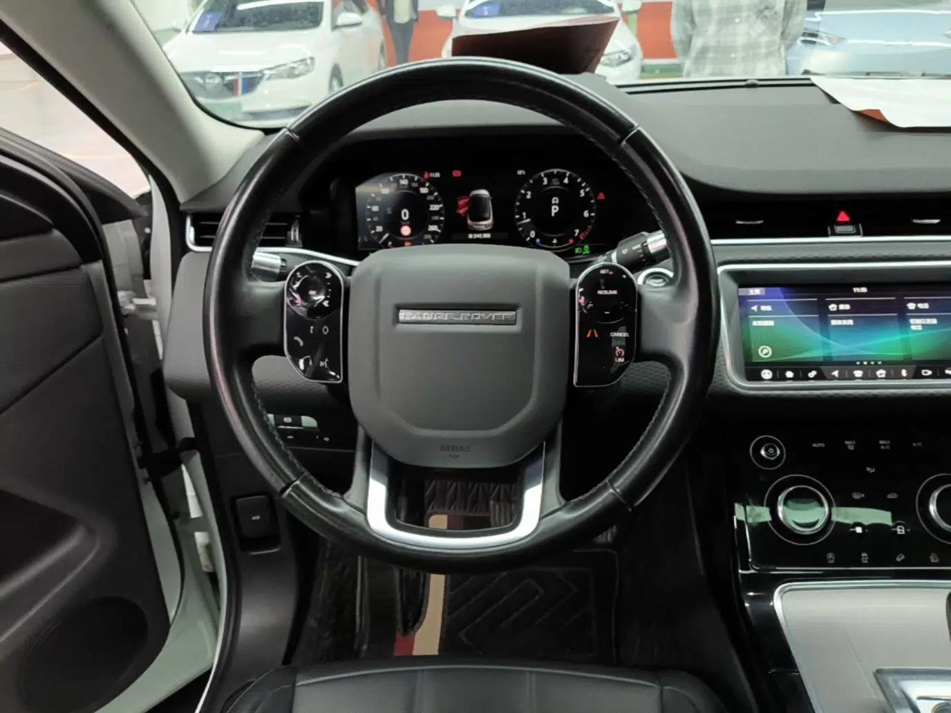 Land Rover Range Evoque 2020 249 PS Youth Edition — миниатюра 14