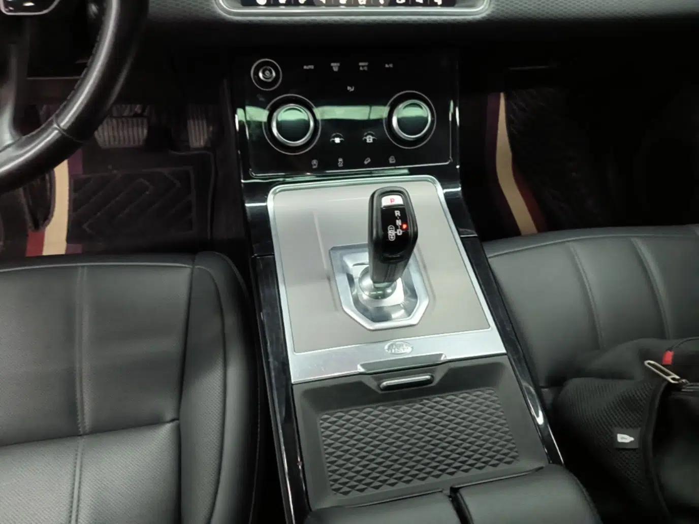 Land Rover Range Evoque 2020 249 PS Youth Edition — миниатюра 17