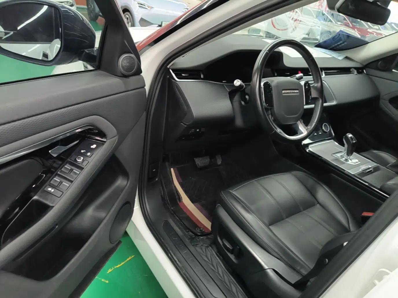 Land Rover Range Evoque 2020 249 PS Youth Edition — миниатюра 19