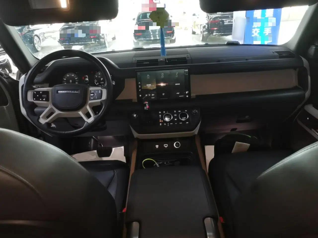 Land Rover Defender 2023 Facelift 110 3.0T P400 X-DYNAMIC HSE — миниатюра 13