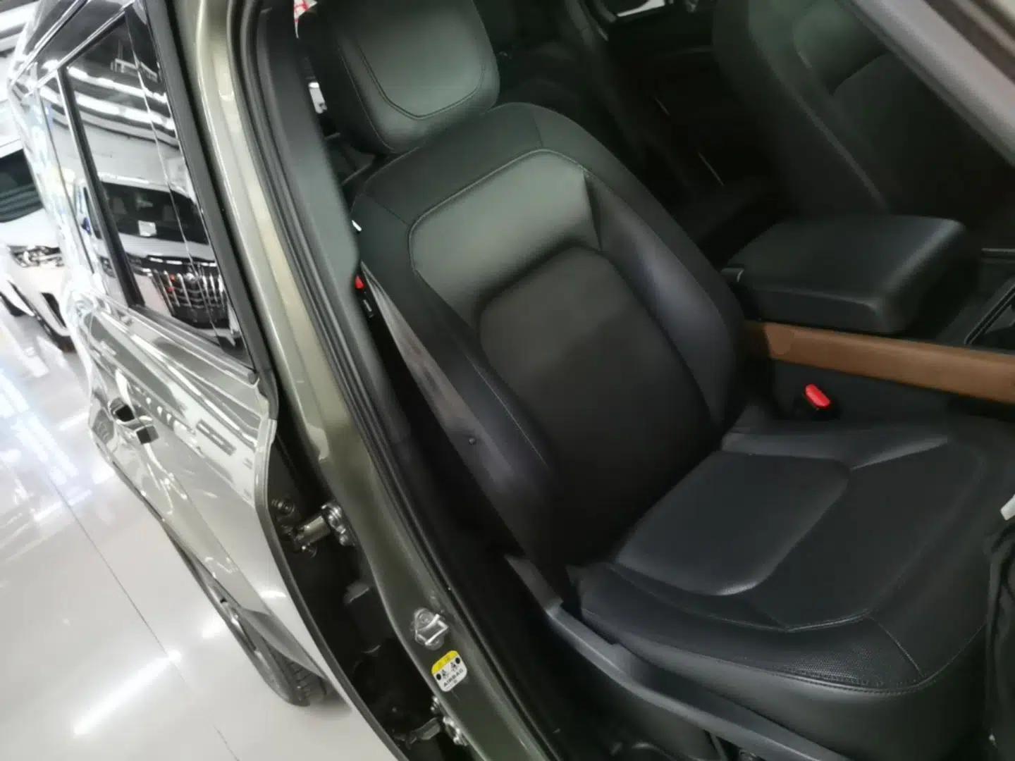 Land Rover Defender 2023 Facelift 110 3.0T P400 X-DYNAMIC HSE — миниатюра 23