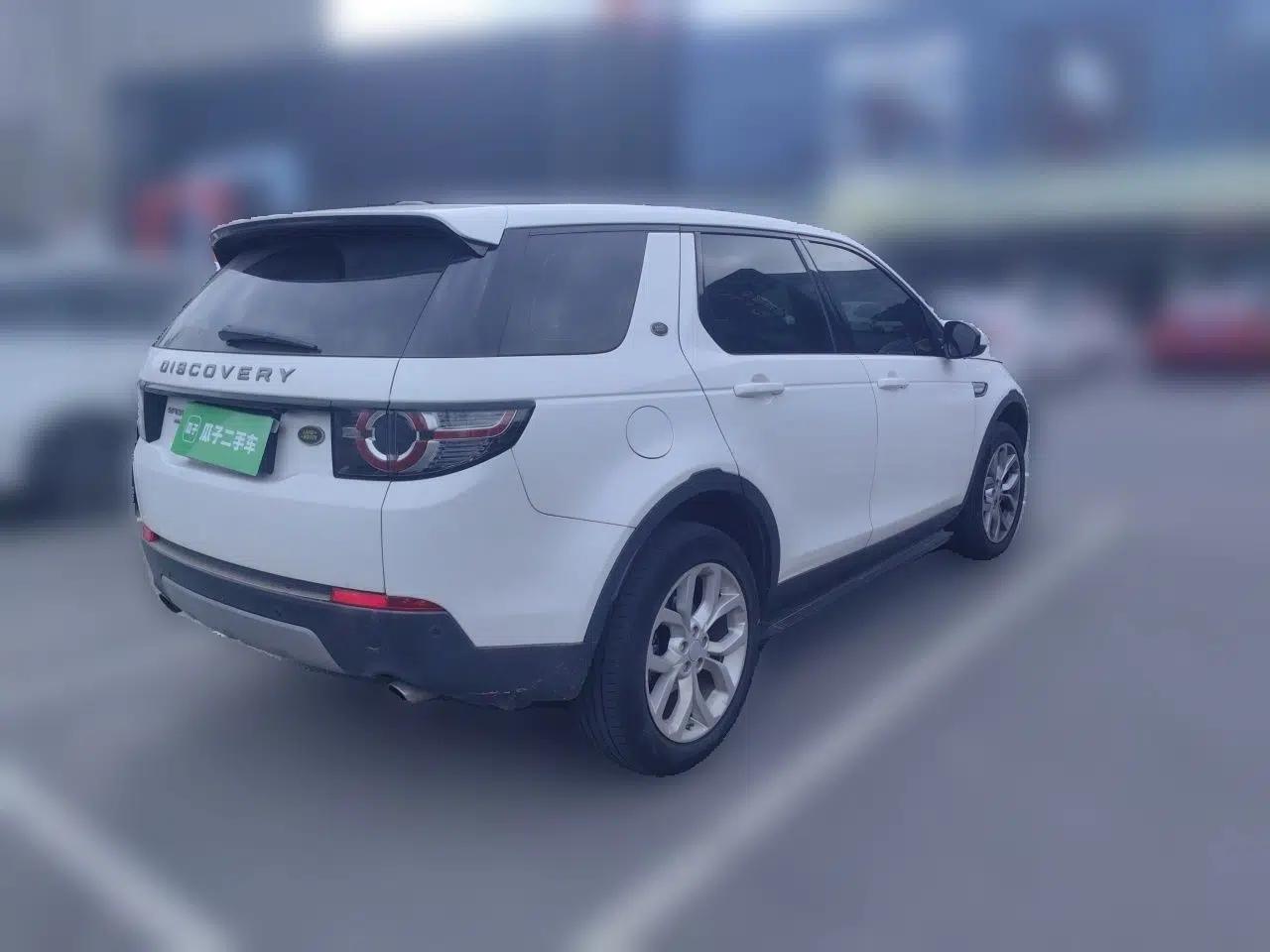 Land Rover Discovery Sport 2016 2.0T HSE — миниатюра 6
