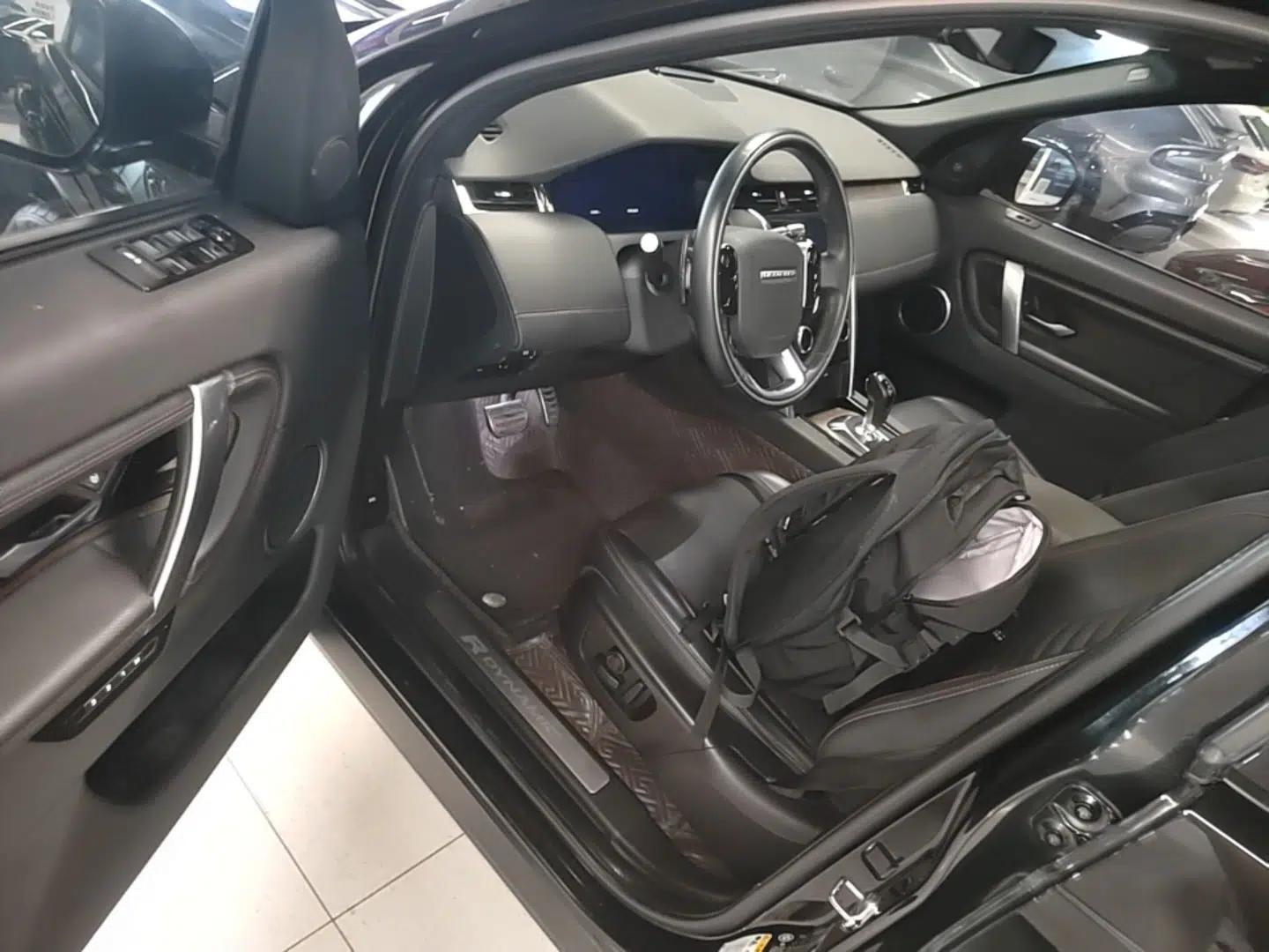 Land Rover Discovery Sport 2020 249 PS R-Dynamic Performance Tech Edition 7 Seats — миниатюра 18
