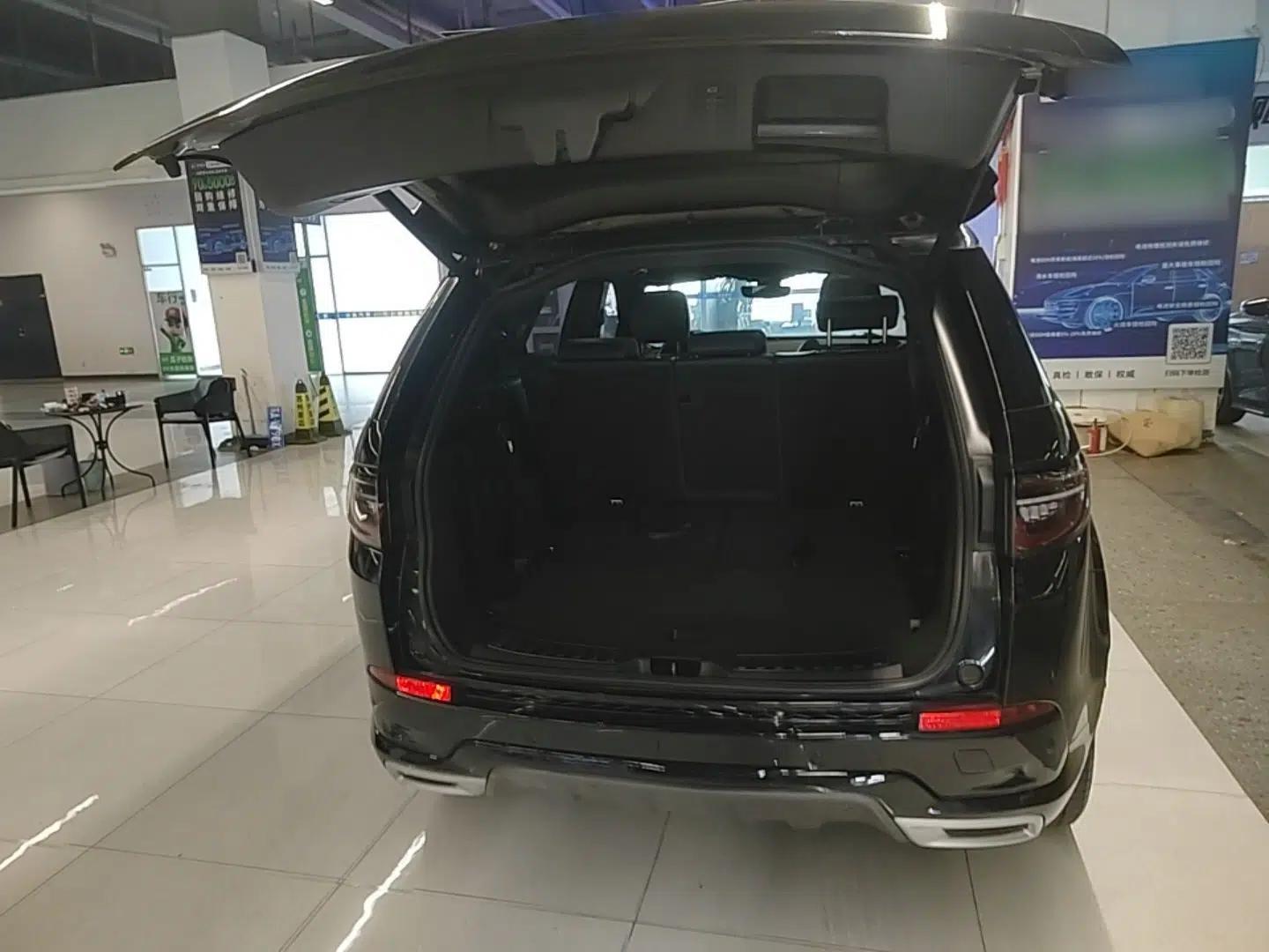 Land Rover Discovery Sport 2020 249 PS R-Dynamic Performance Tech Edition 7 Seats — миниатюра 21