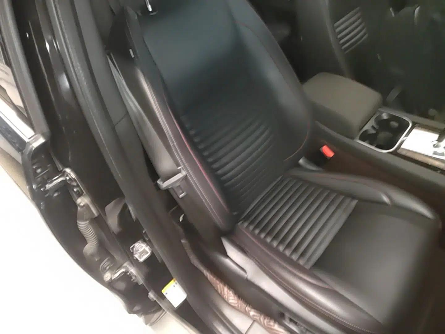 Land Rover Discovery Sport 2020 249 PS R-Dynamic Performance Tech Edition 7 Seats — миниатюра 23