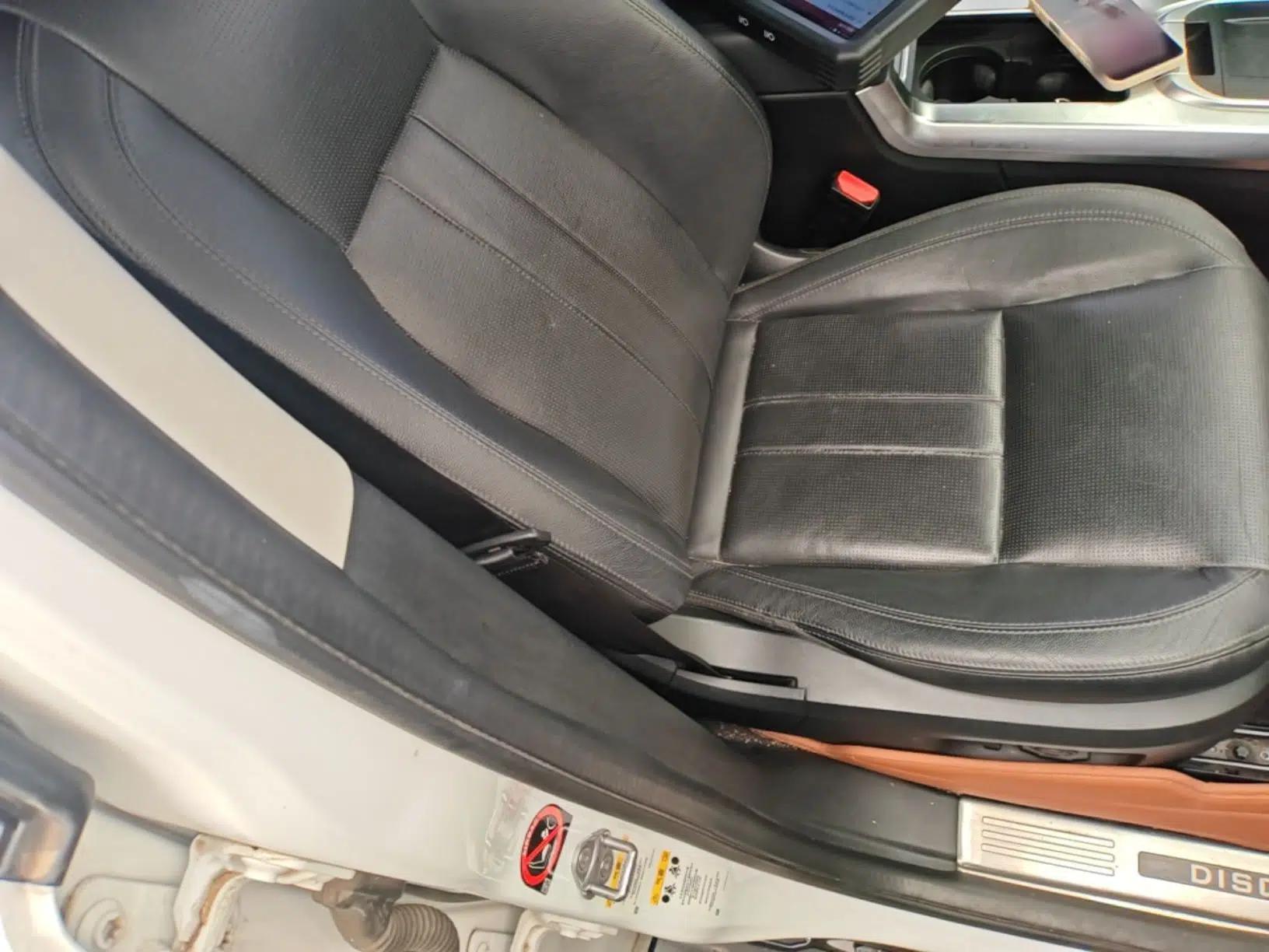 Land Rover Discovery Sport 2017 2.0T SE — миниатюра 23