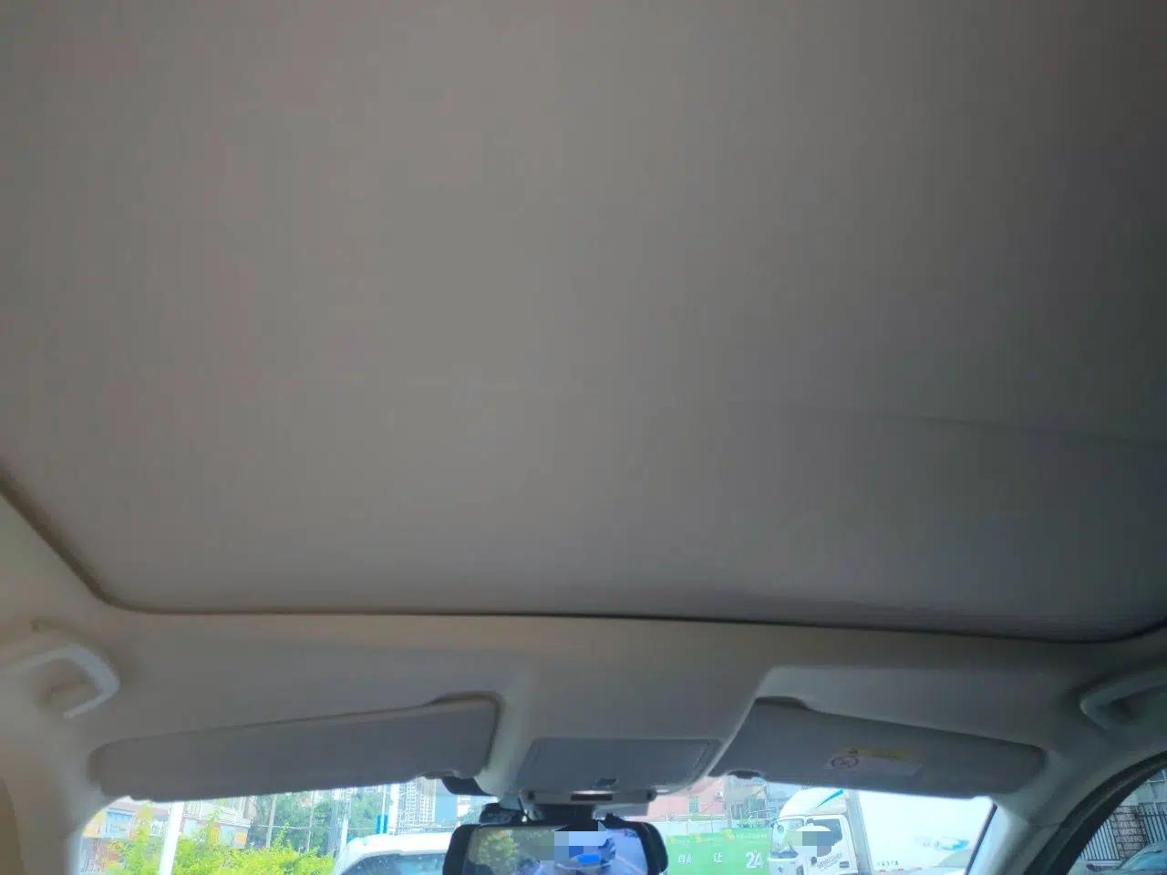 Land Rover Discovery Sport 2018 240 PS HSE Version — миниатюра 19