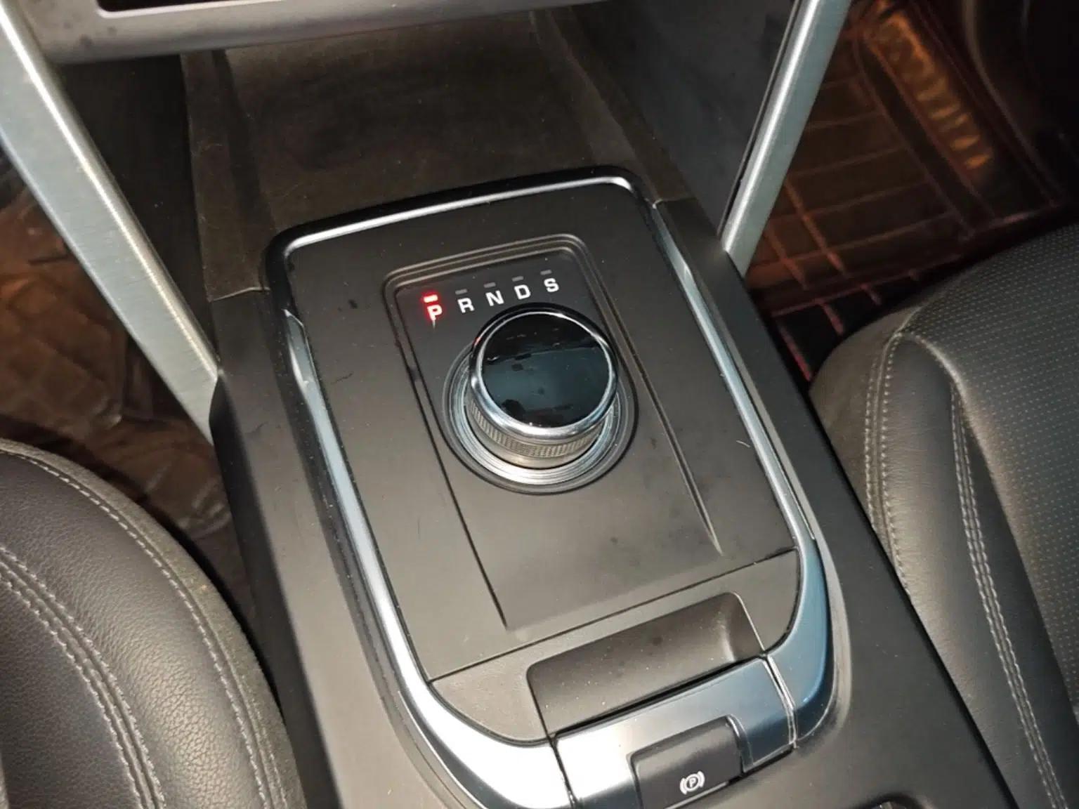 Land Rover Discovery Sport 2019 240 PS SE Version China VI Standard — миниатюра 17