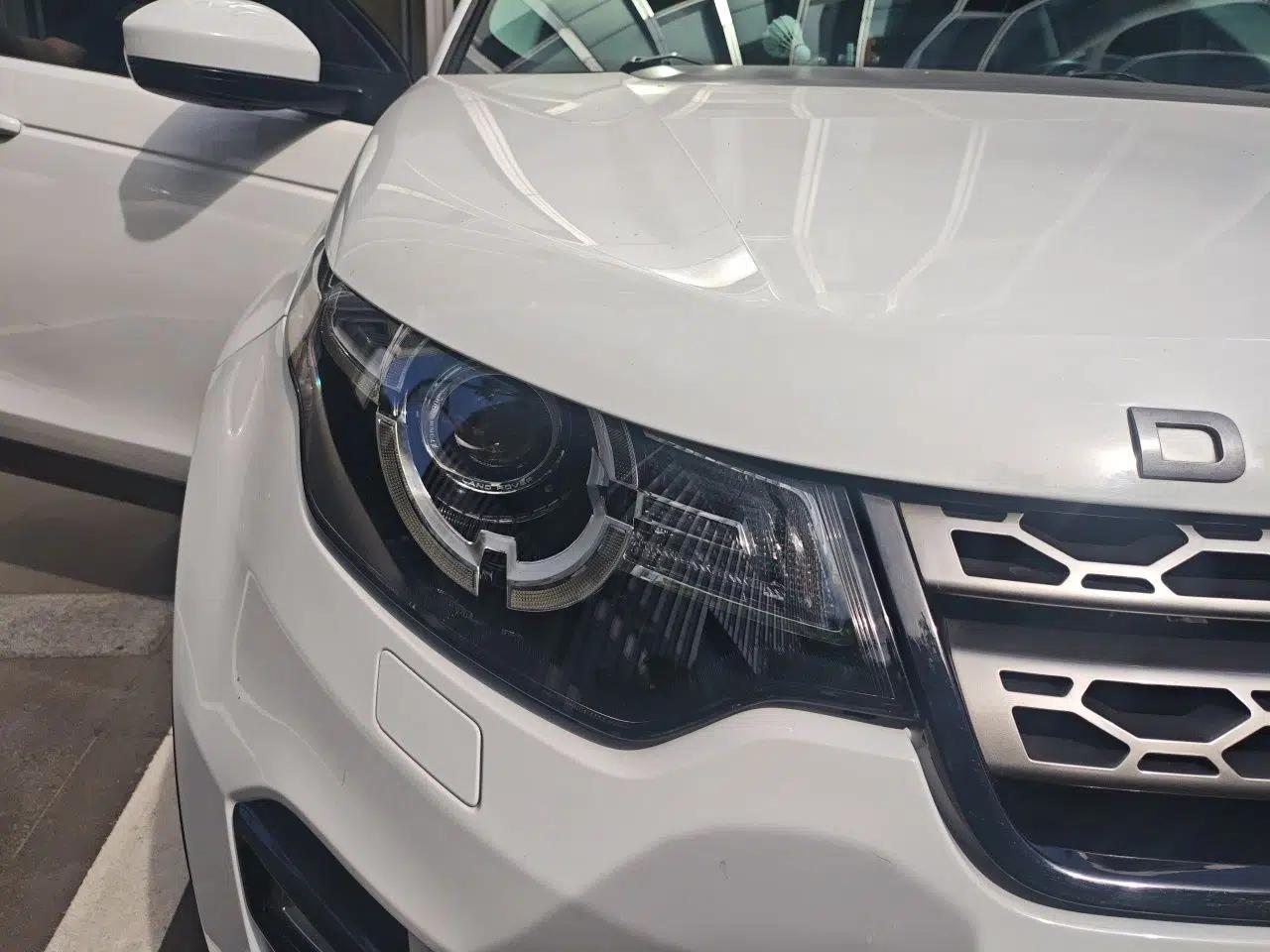Land Rover Discovery Sport 2016 2.0T SE — миниатюра 7