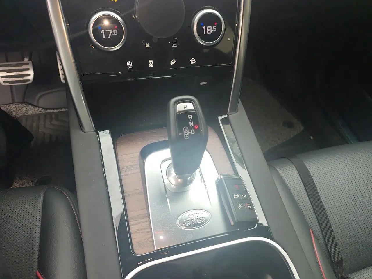 Land Rover Discovery Sport 2020 249 PS R-Dynamic Performance Edition — миниатюра 15