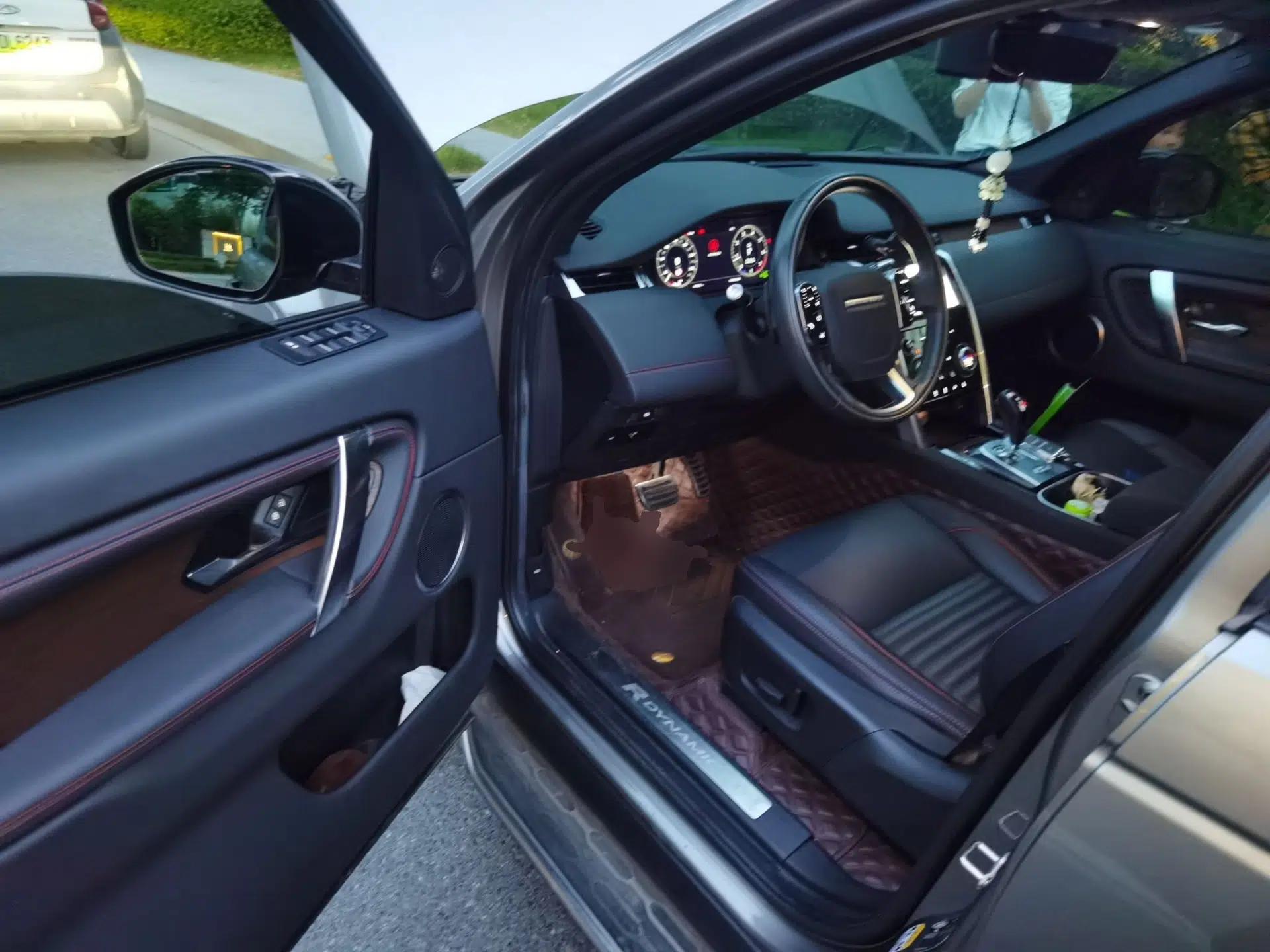 Land Rover Discovery Sport 2020 249 PS R-Dynamic Performance Edition — миниатюра 17