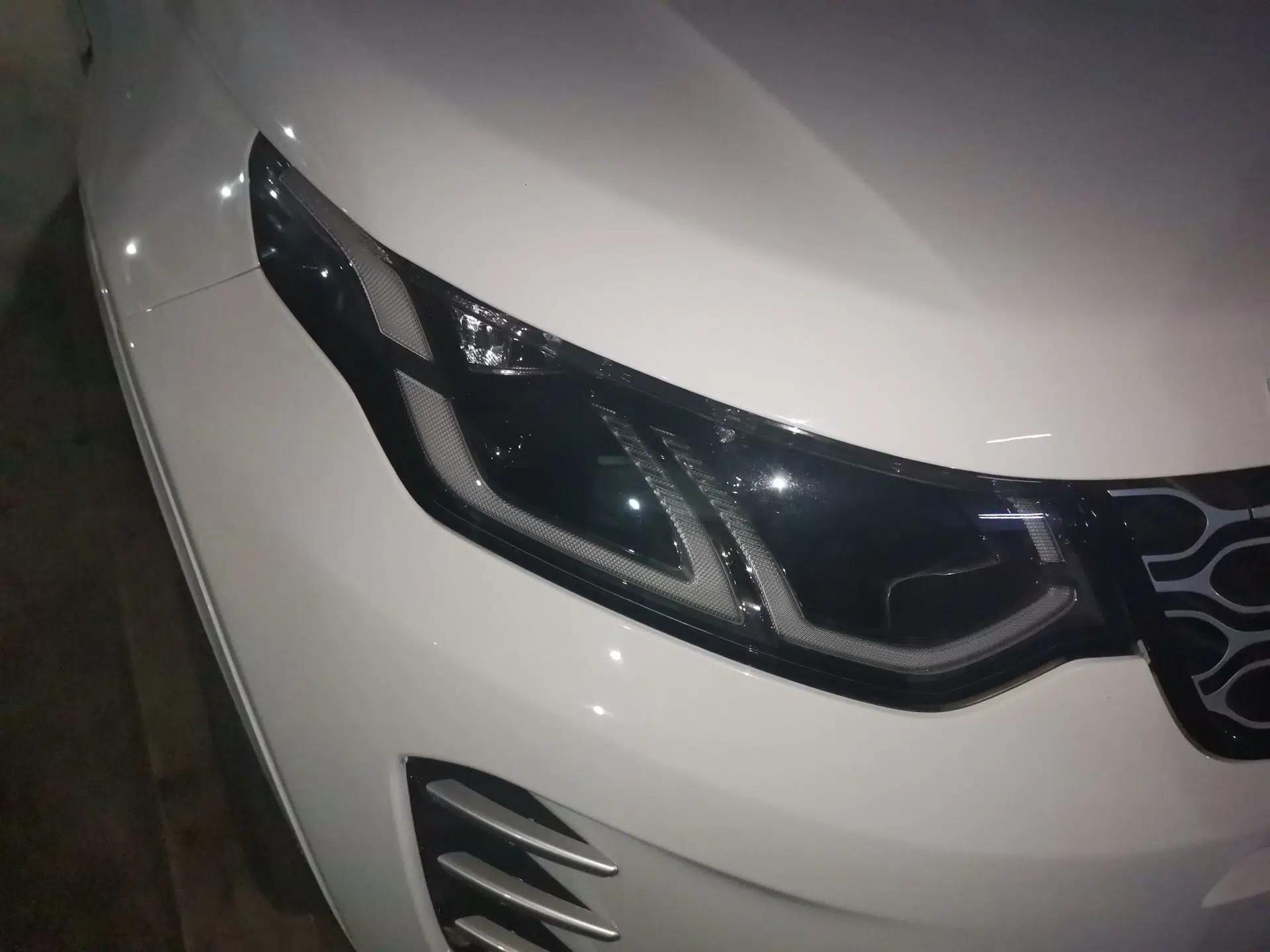 Land Rover Discovery Sport 2024 Performance Tech Edition — миниатюра 7