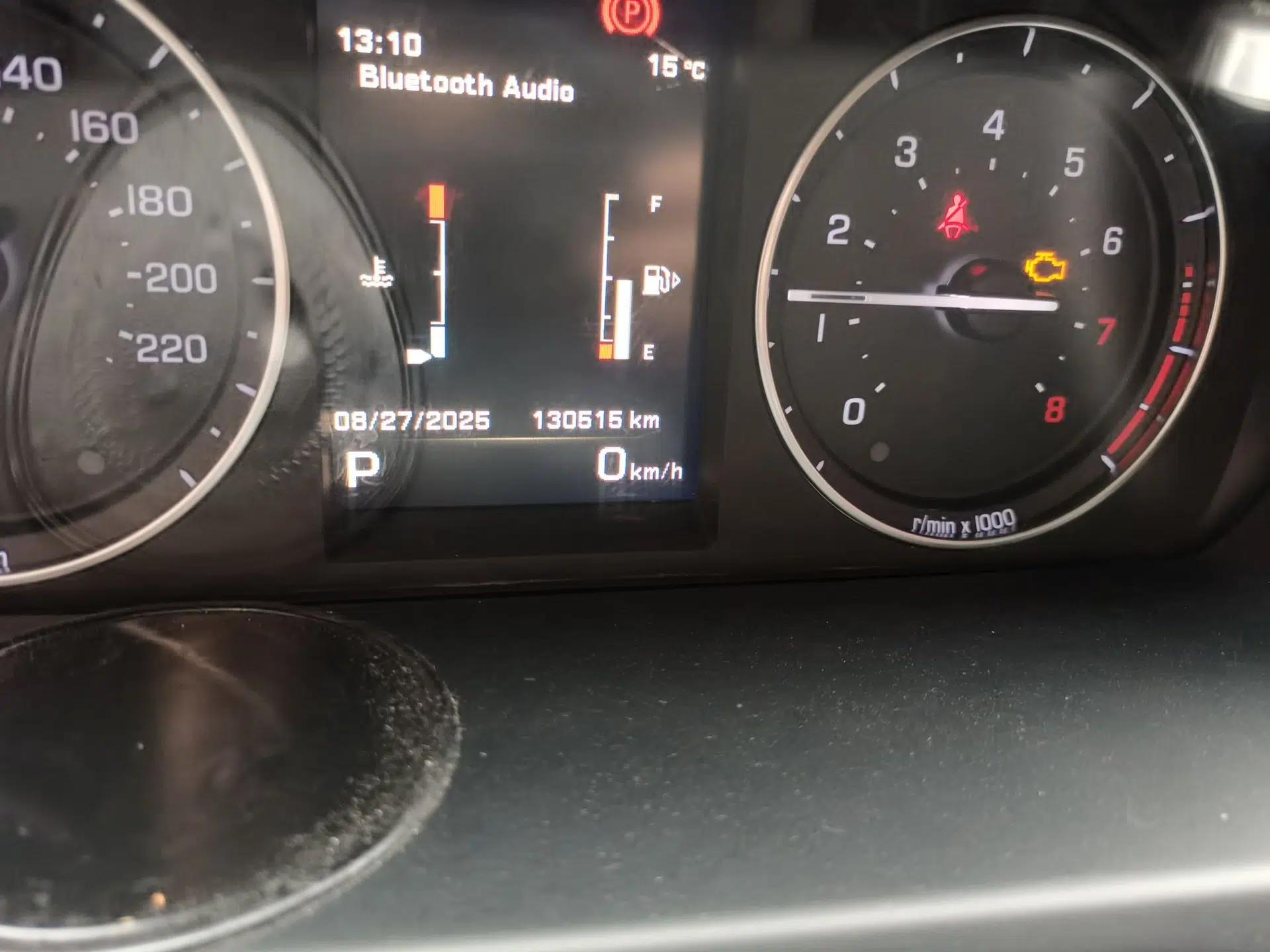 Land Rover Freelander 2 2013 2.0T Si4 SE Gasoline Edition — миниатюра 13