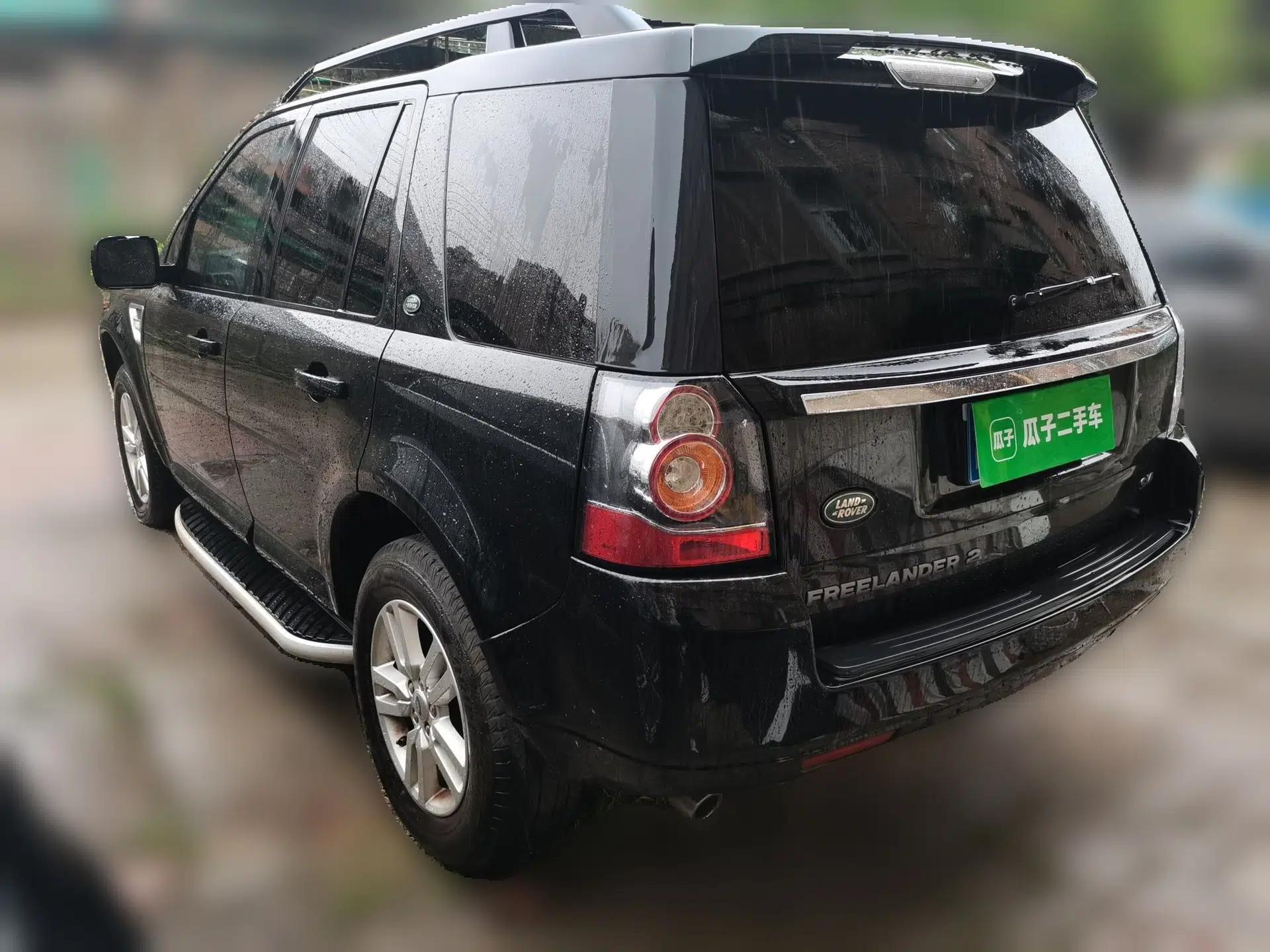 Land Rover Freelander 2 2013 2.0T Si4 SE Gasoline Edition — миниатюра 4