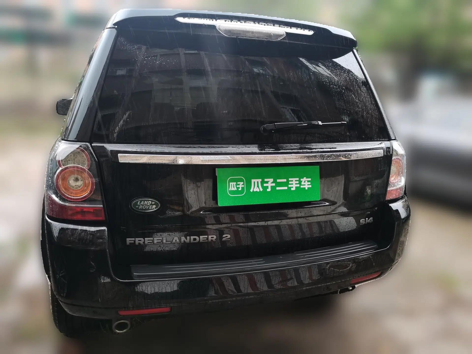 Land Rover Freelander 2 2013 2.0T Si4 SE Gasoline Edition — миниатюра 5