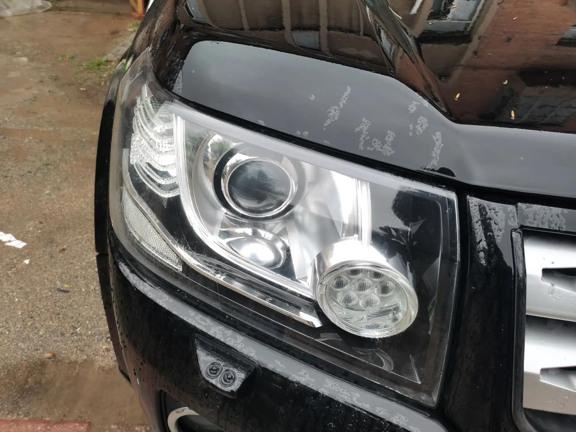 Land Rover Freelander 2 2013 2.0T Si4 SE Gasoline Edition — миниатюра 7