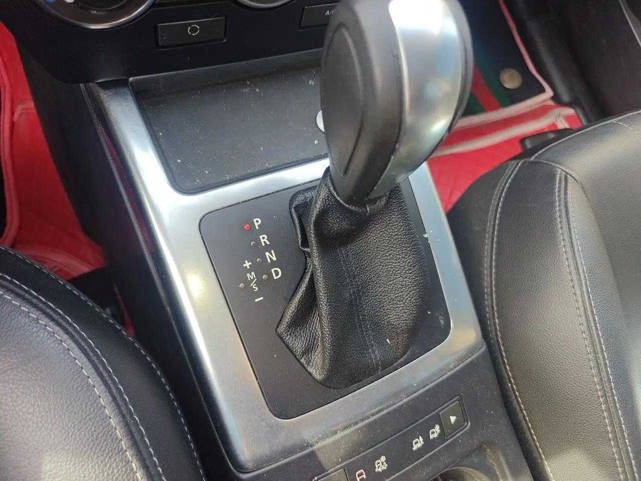 Land Rover Freelander 2 2013 2.0T Si4 SE Gasoline Edition — миниатюра 15
