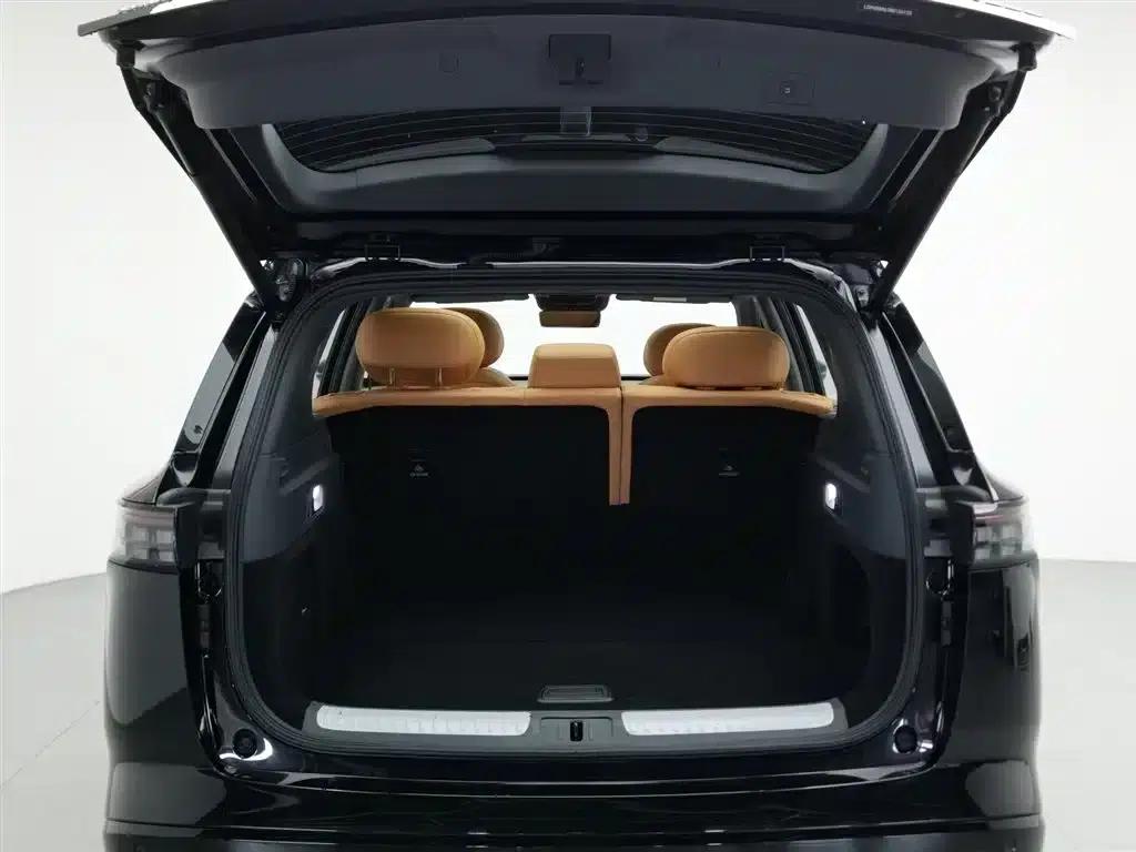 eπ008 2025 636Ultra Pure Electric Version 5-Seater — миниатюра 16