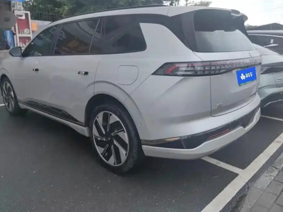 eπ008 2025 Model 210Ultra Intelligent Driving Edition 5-Seater — миниатюра 3