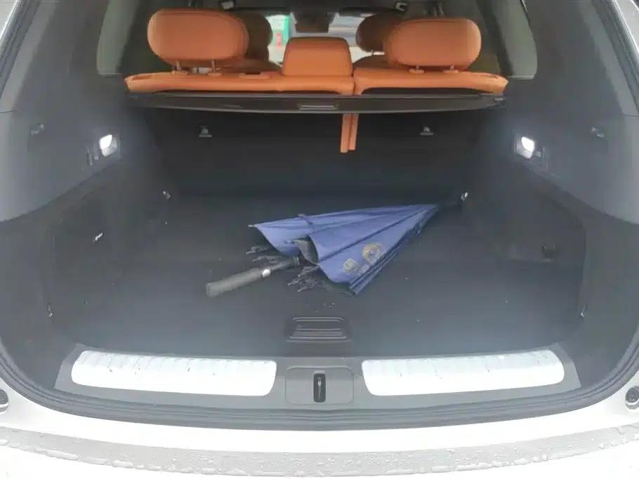 eπ008 2025 Model 210Ultra Intelligent Driving Edition 5-Seater — миниатюра 4