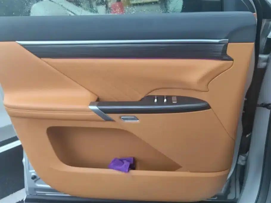 eπ008 2025 Model 210Ultra Intelligent Driving Edition 5-Seater — миниатюра 7