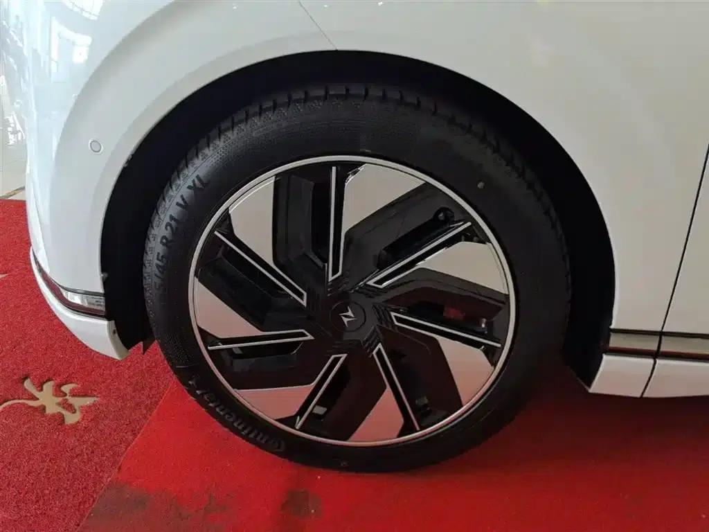 eπ008 2025 Model 210Ultra Ruyi Edition 6-Seater — миниатюра 23