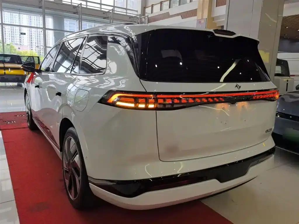 eπ008 2025 Model 210Ultra Ruyi Edition 6-Seater — миниатюра 5