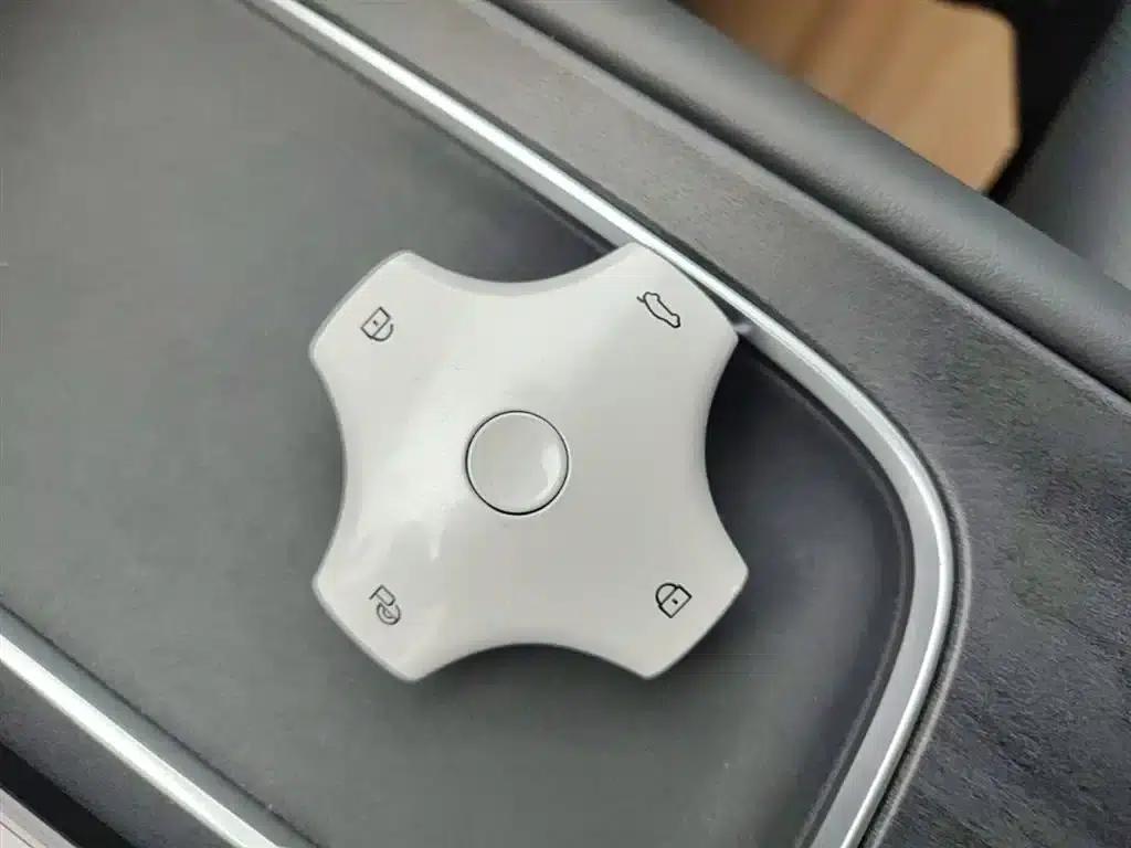 eπ008 2026 Model Six-Seat Pure Electric Family Edition — миниатюра 9