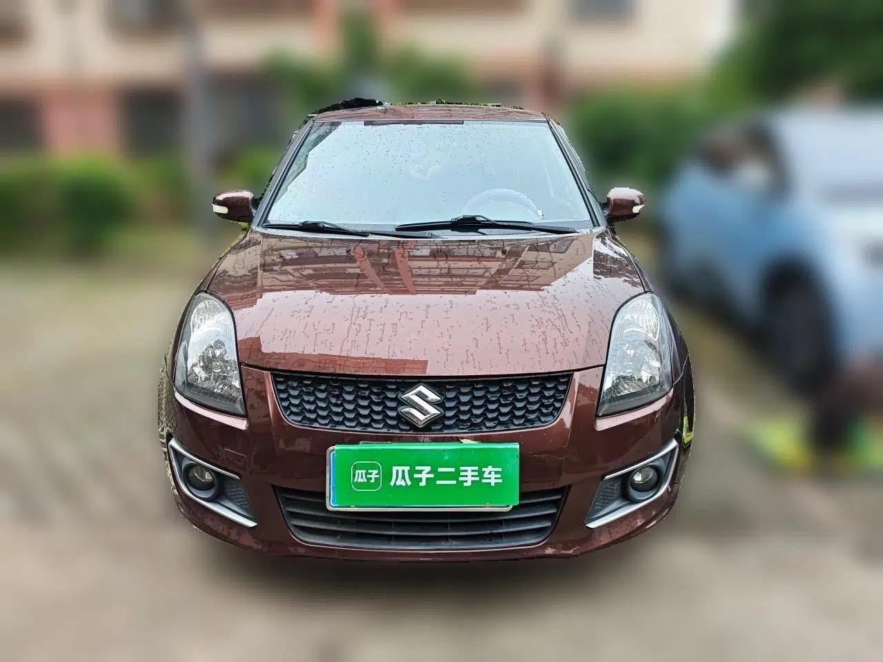 Suzuki Swift 2014 1.5L Automatic Fashion Edition — миниатюра 2